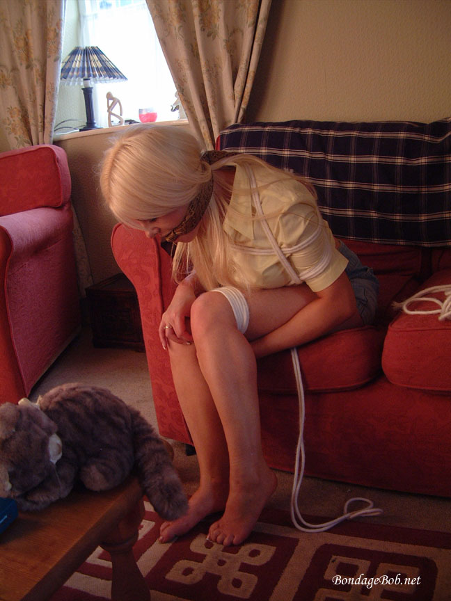 Tied Sexy Beauties 402-3