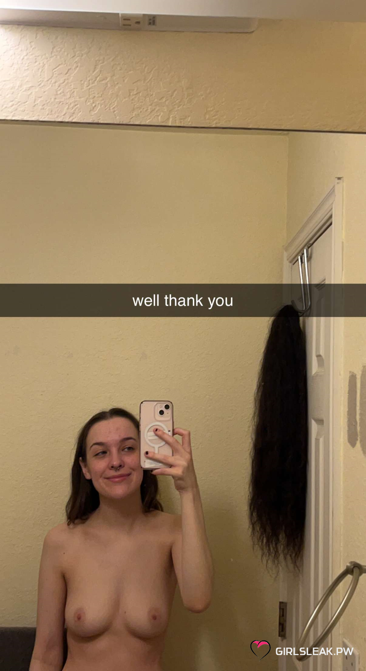 Look at this hot bitch