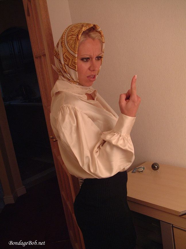 Tied Sexy Beauties 404-1