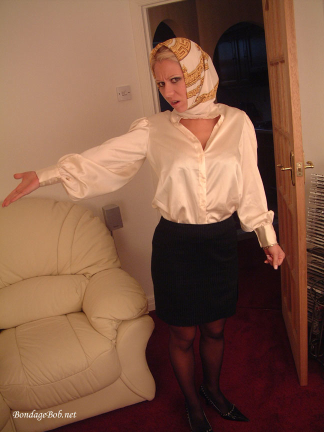 Tied Sexy Beauties 404-1