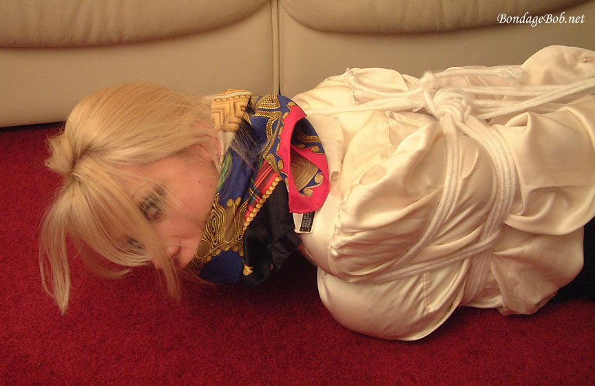 Tied Sexy Beauties 404-3