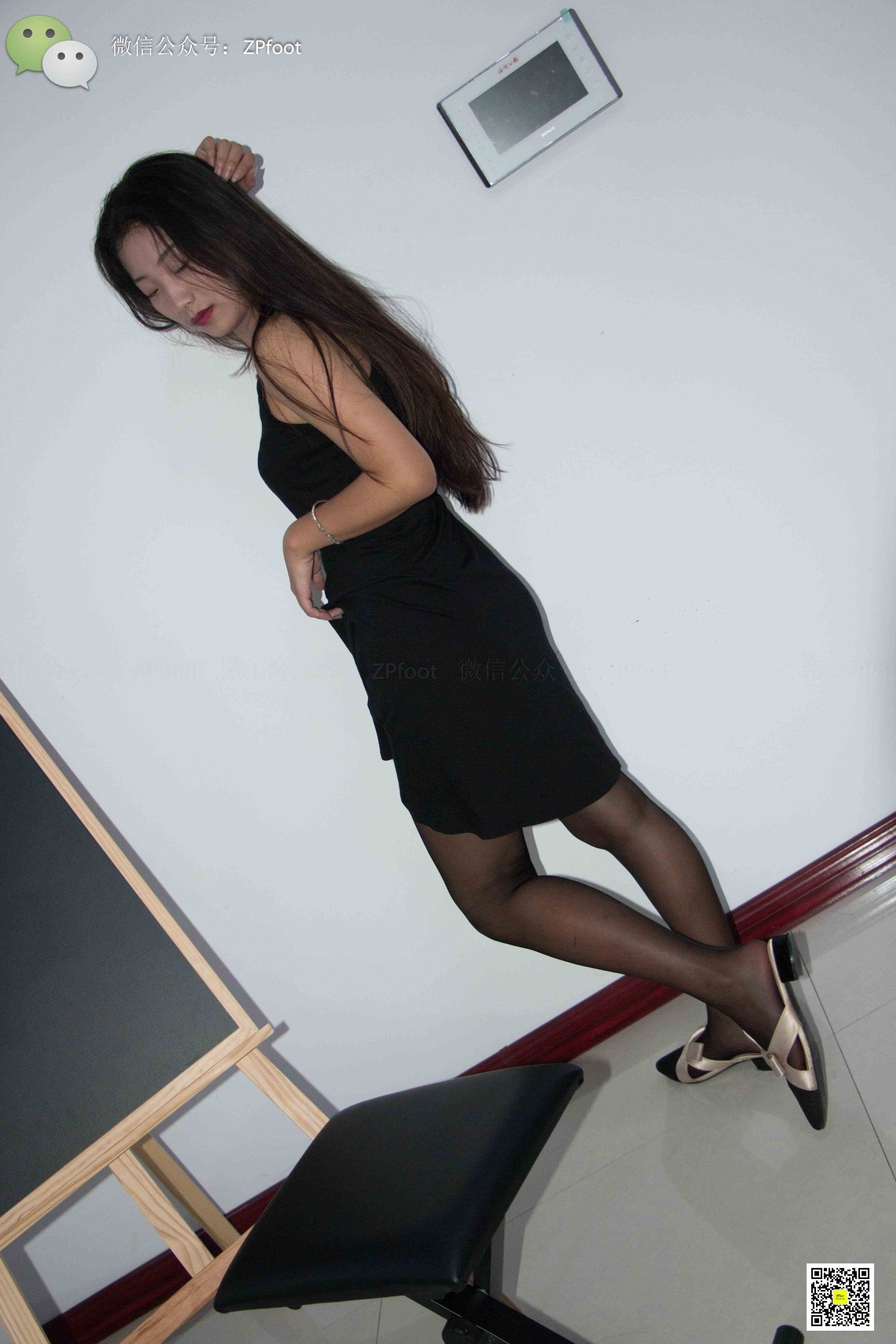 China Beauty Legs and feet 1132