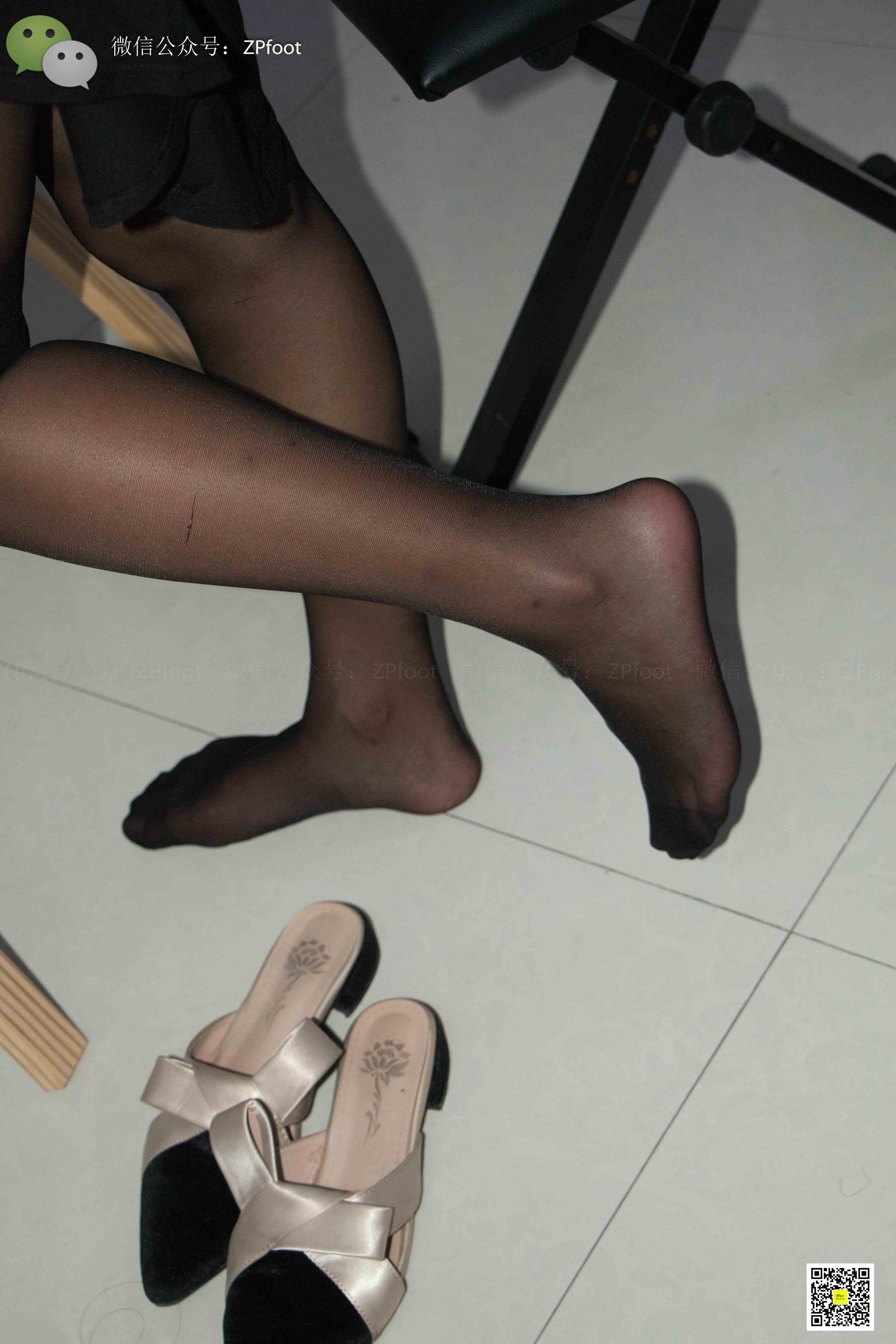 China Beauty Legs and feet 1132