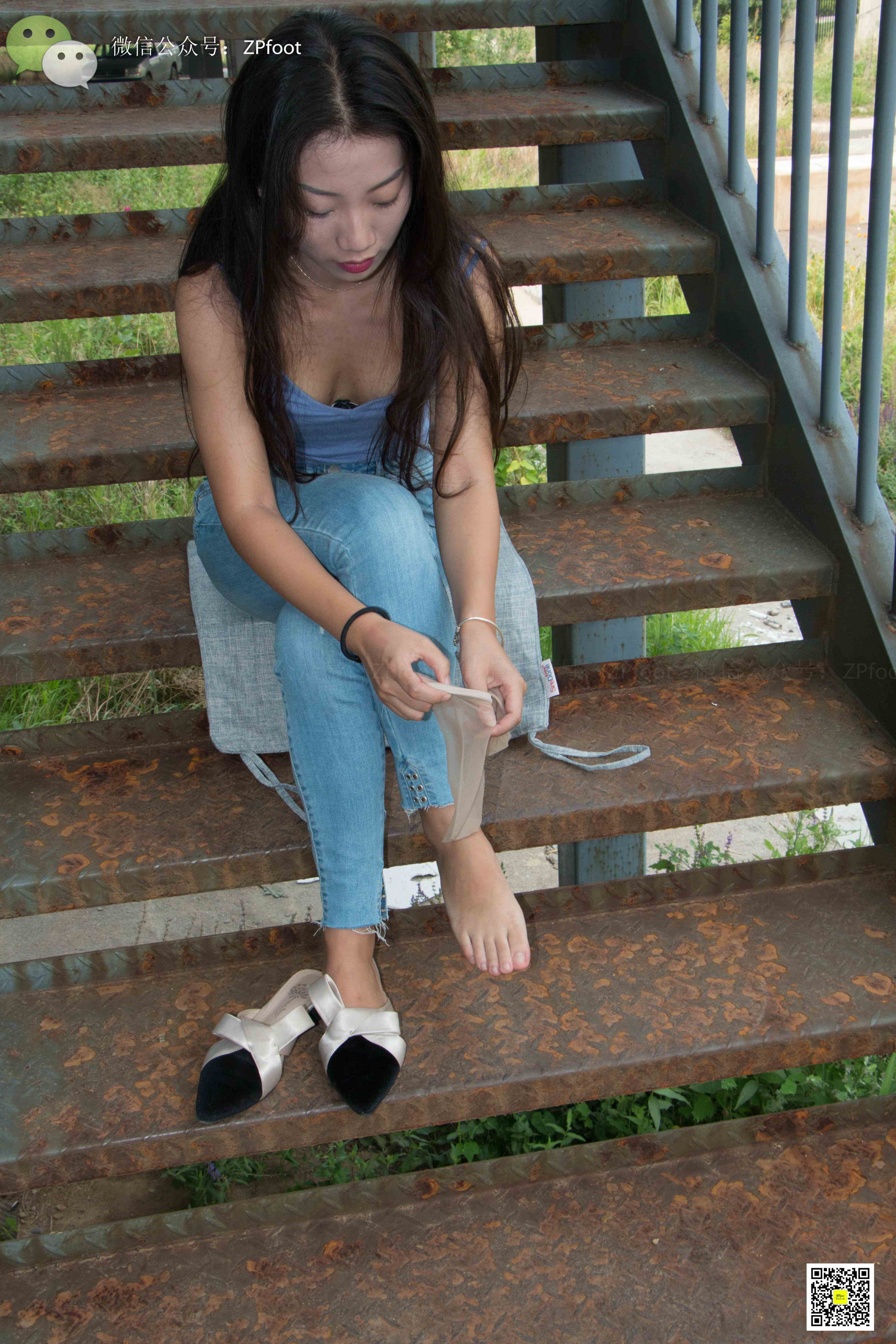 China Beauty Legs and feet 1133