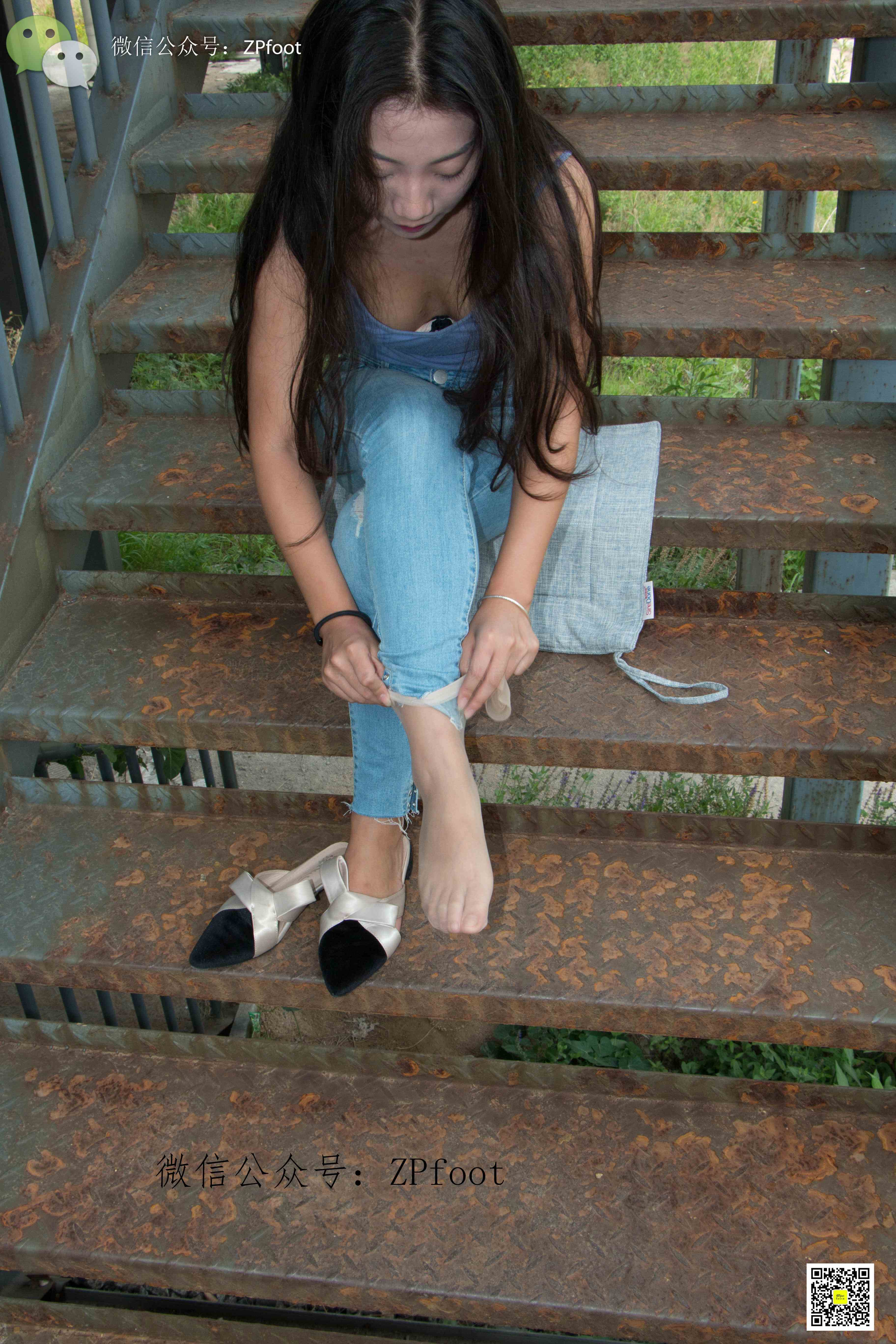 China Beauty Legs and feet 1133