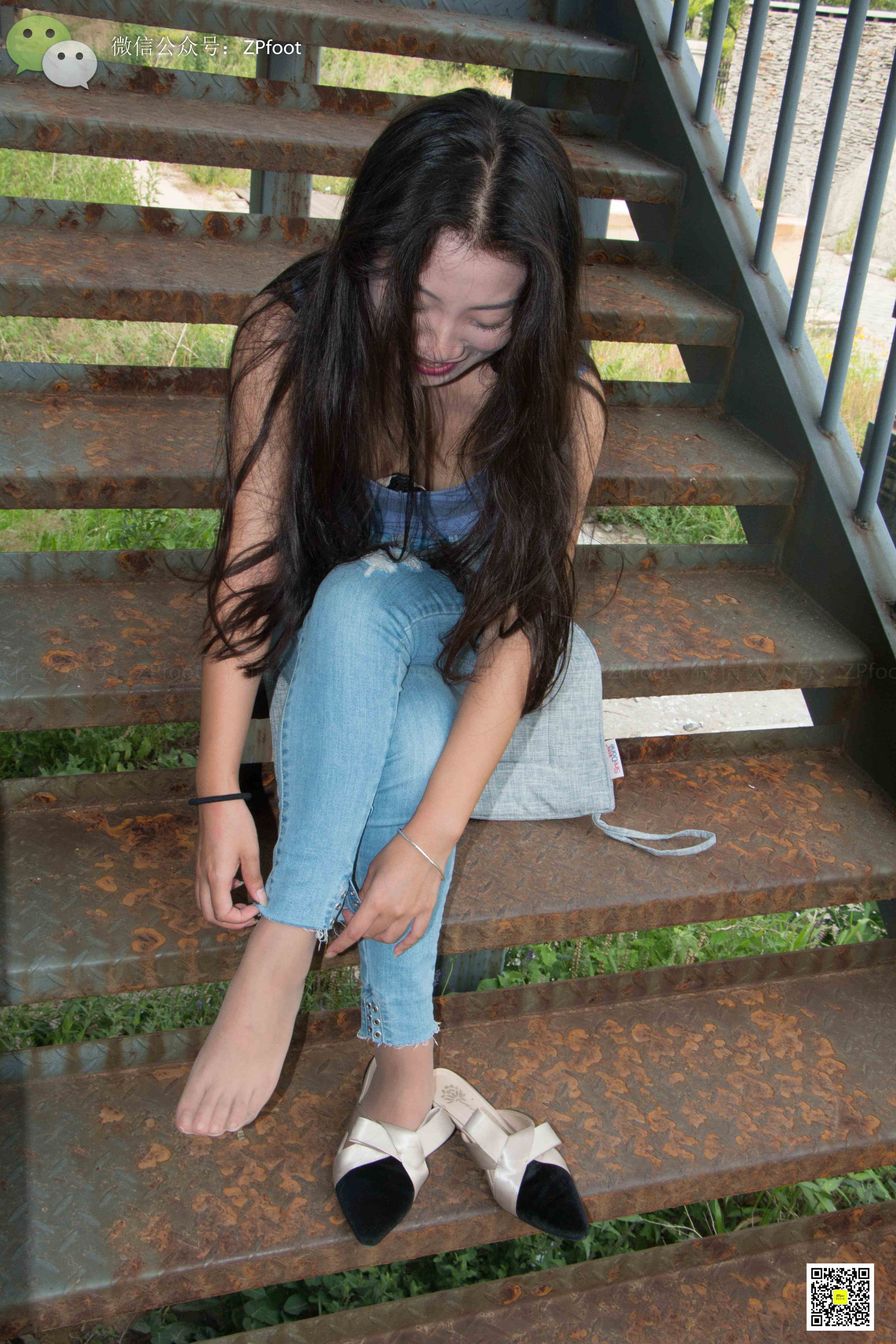 China Beauty Legs and feet 1133