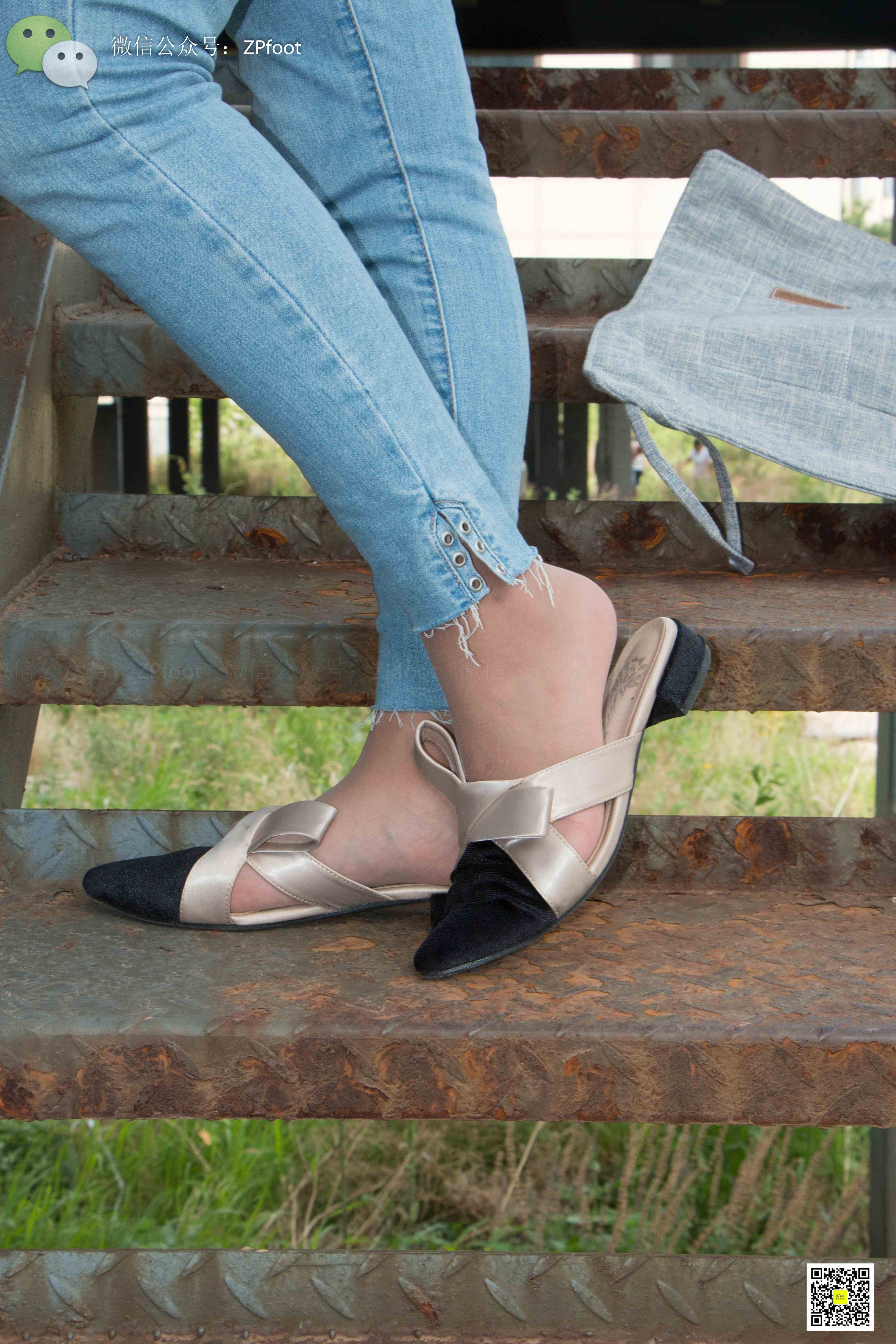 China Beauty Legs and feet 1133