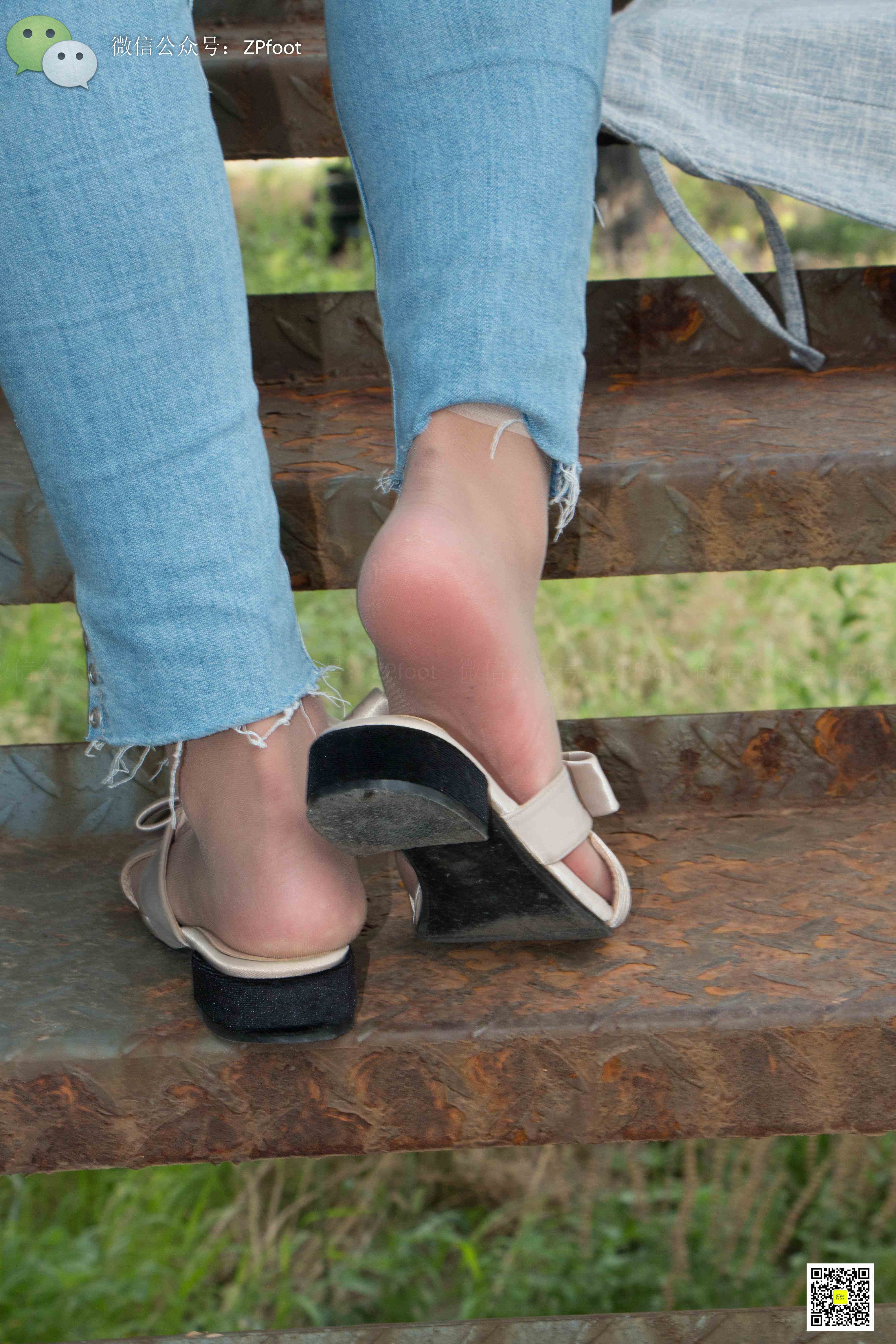 China Beauty Legs and feet 1133