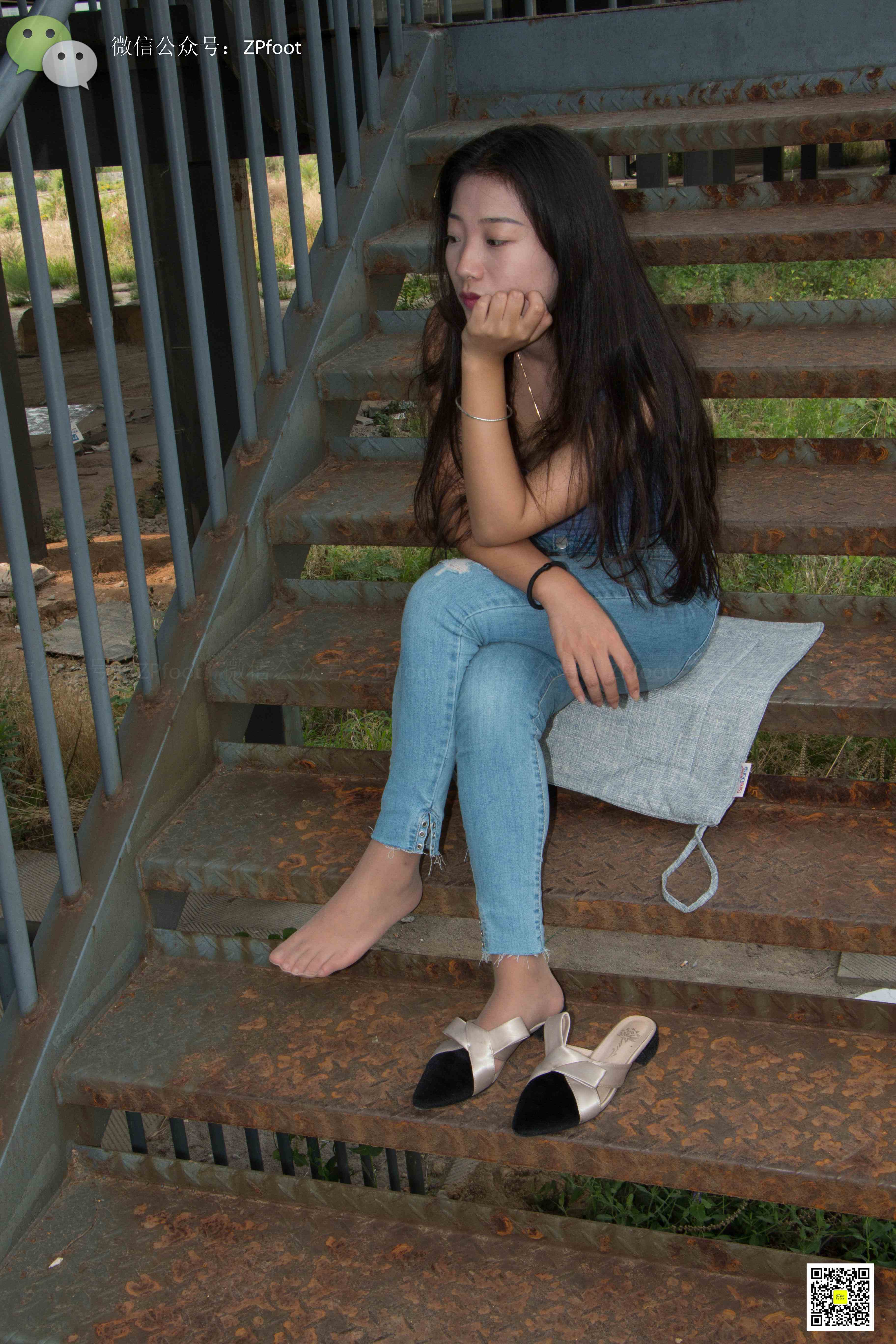 China Beauty Legs and feet 1133