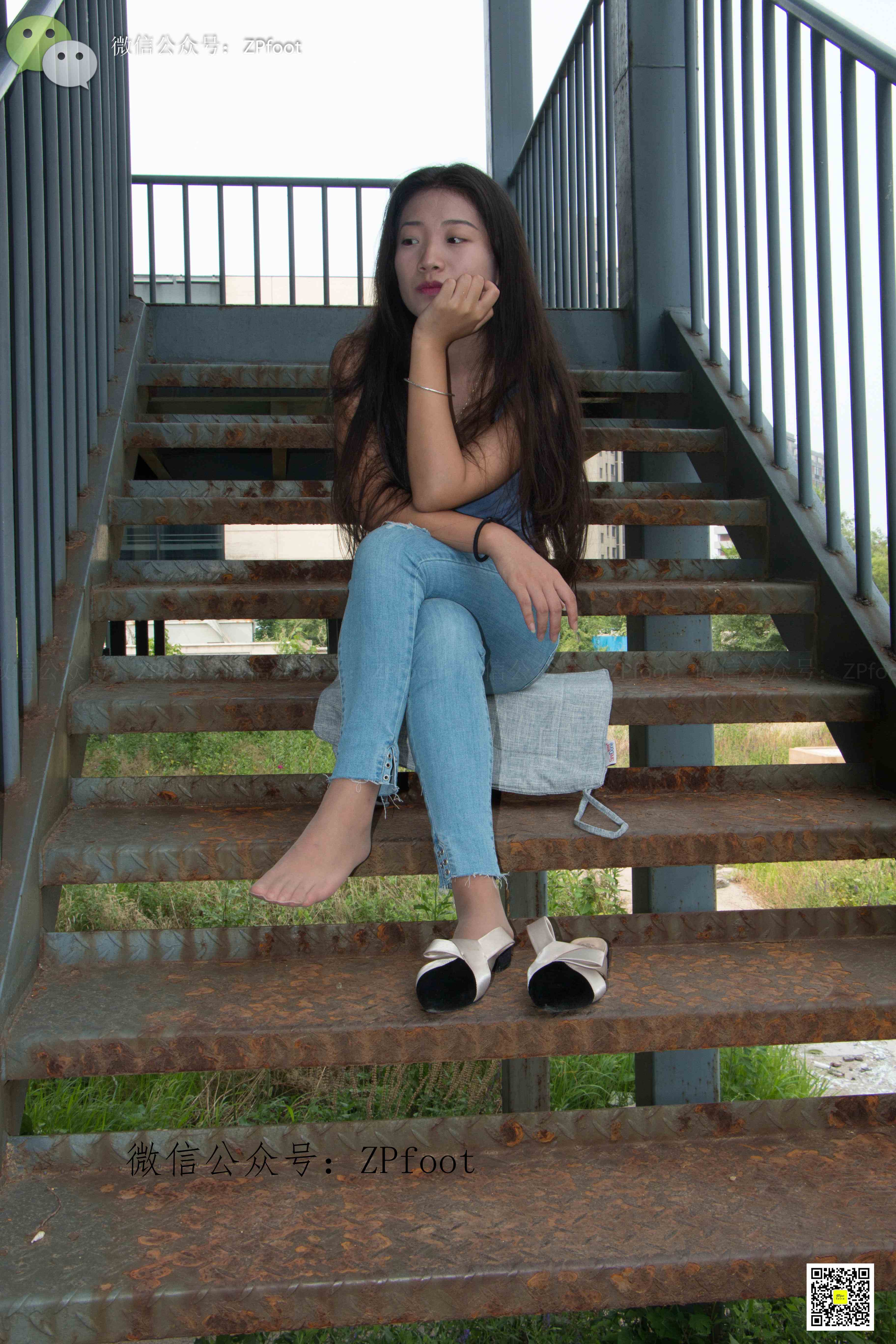 China Beauty Legs and feet 1133