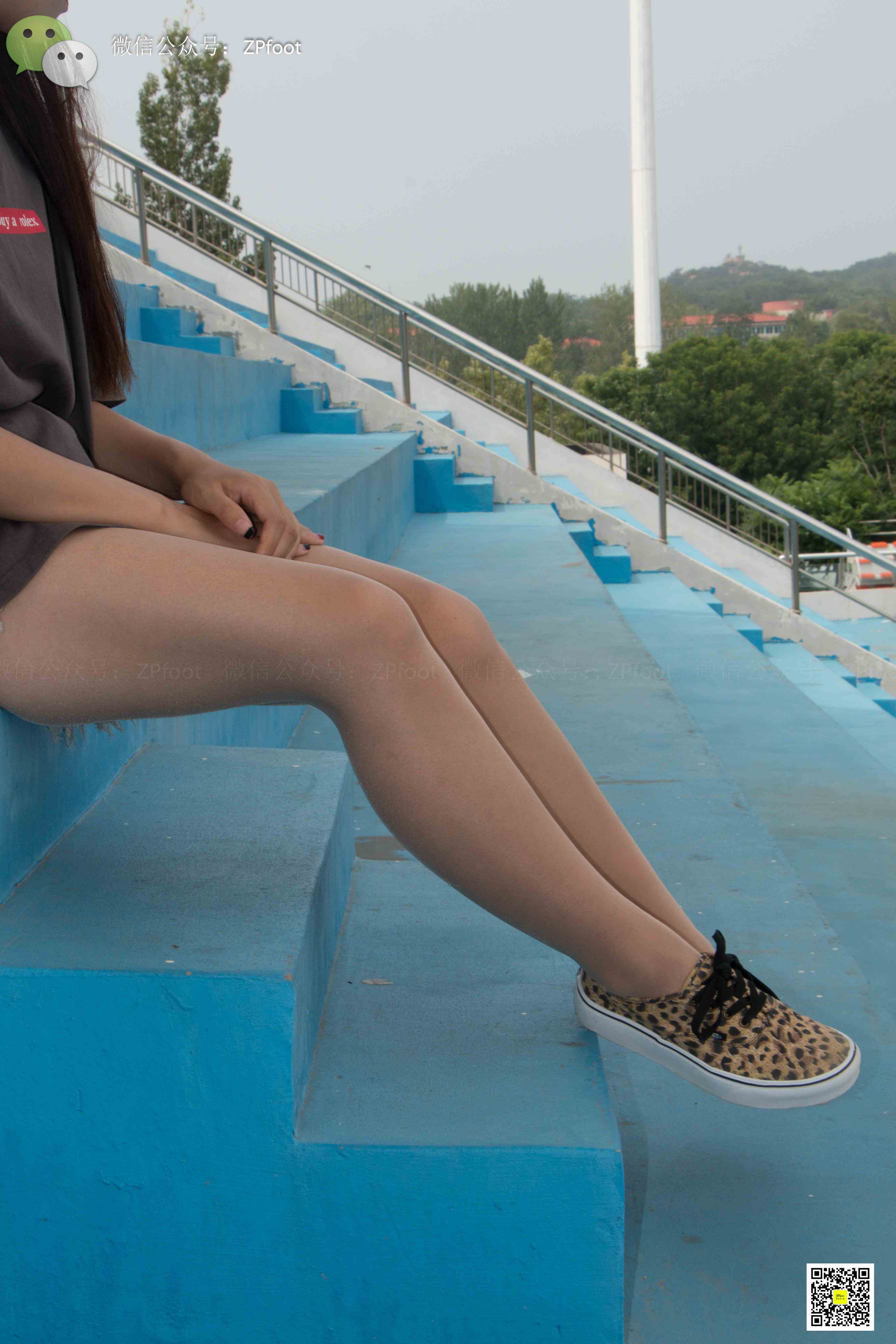 China Beauty Legs and feet 1134