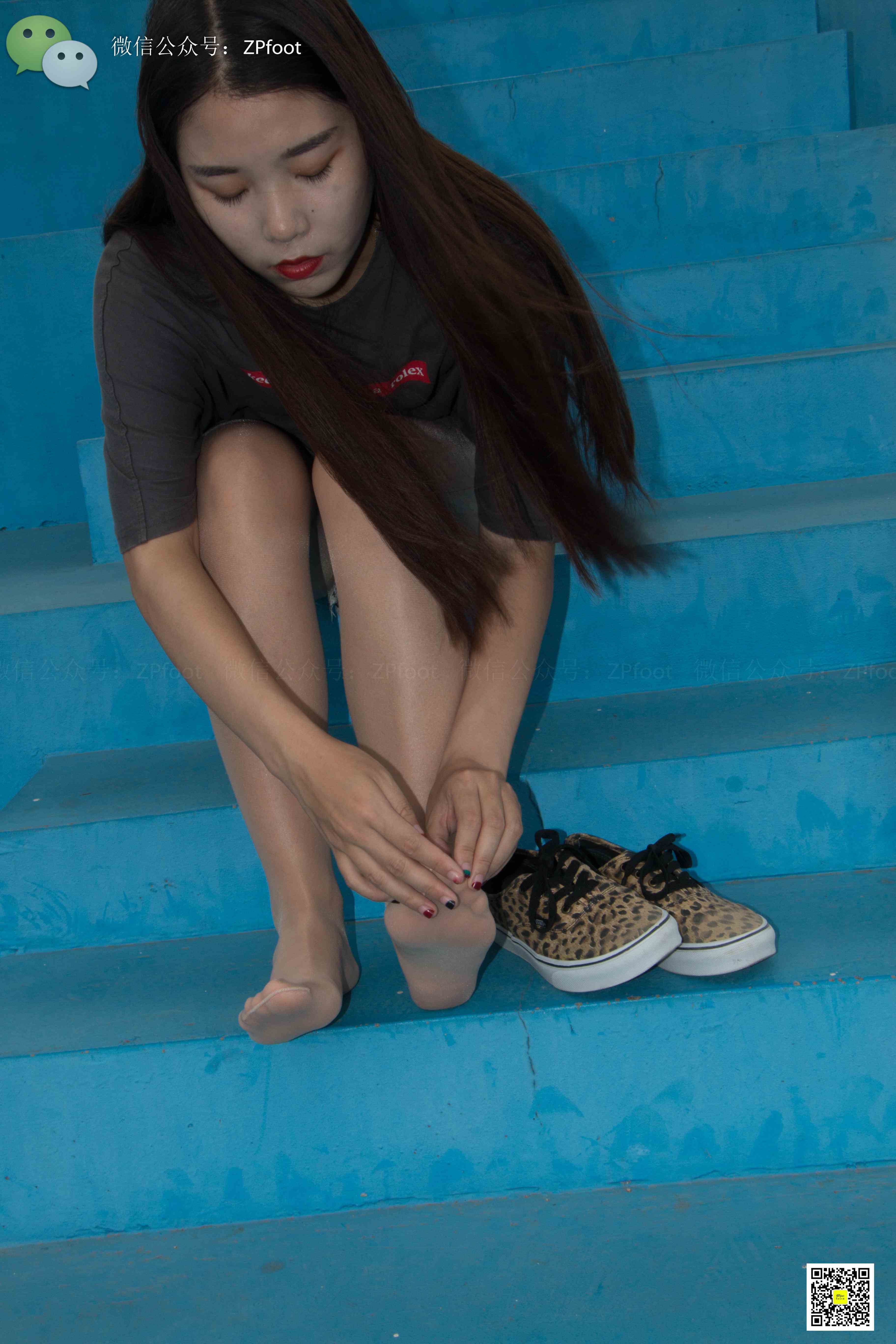 China Beauty Legs and feet 1134