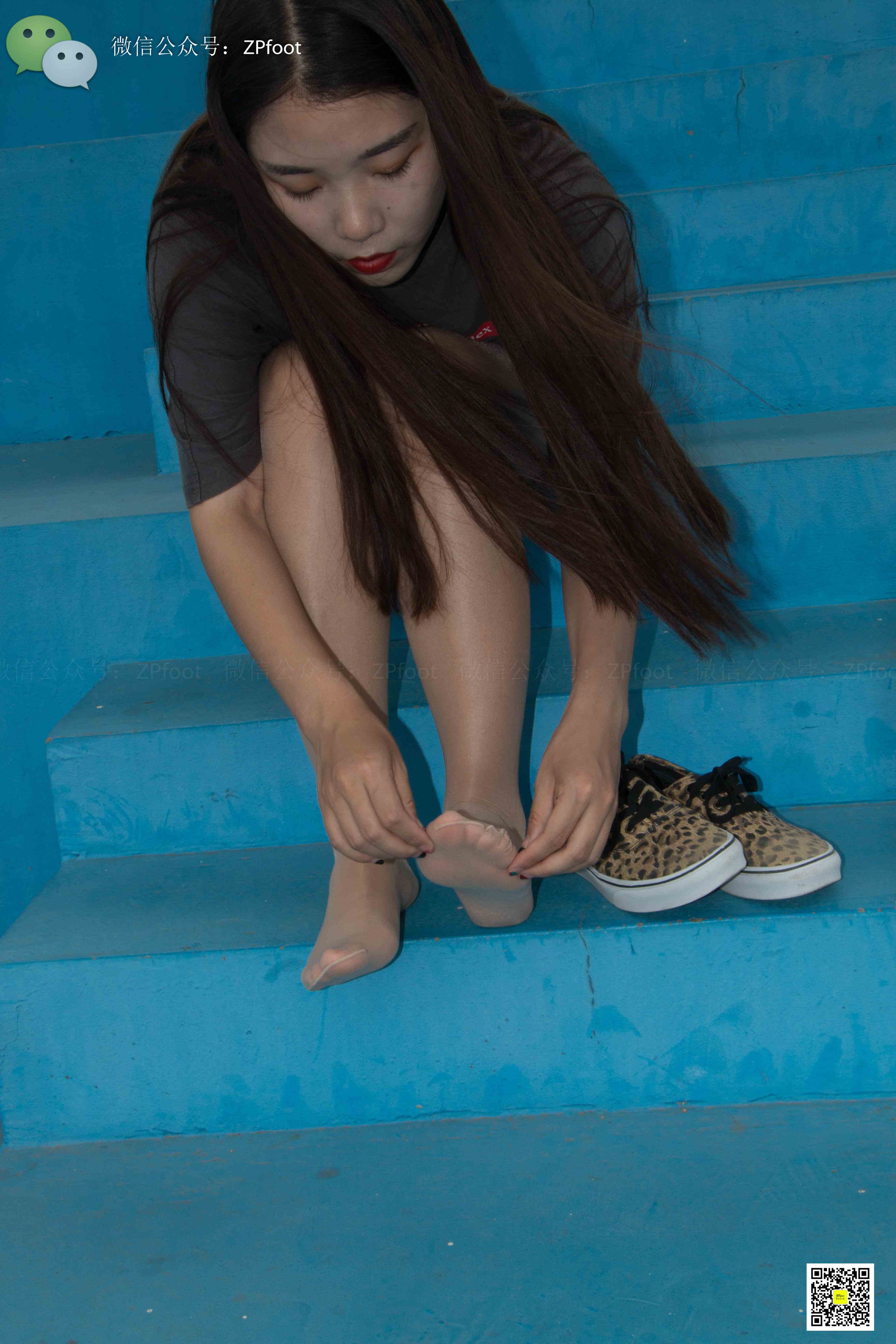 China Beauty Legs and feet 1134