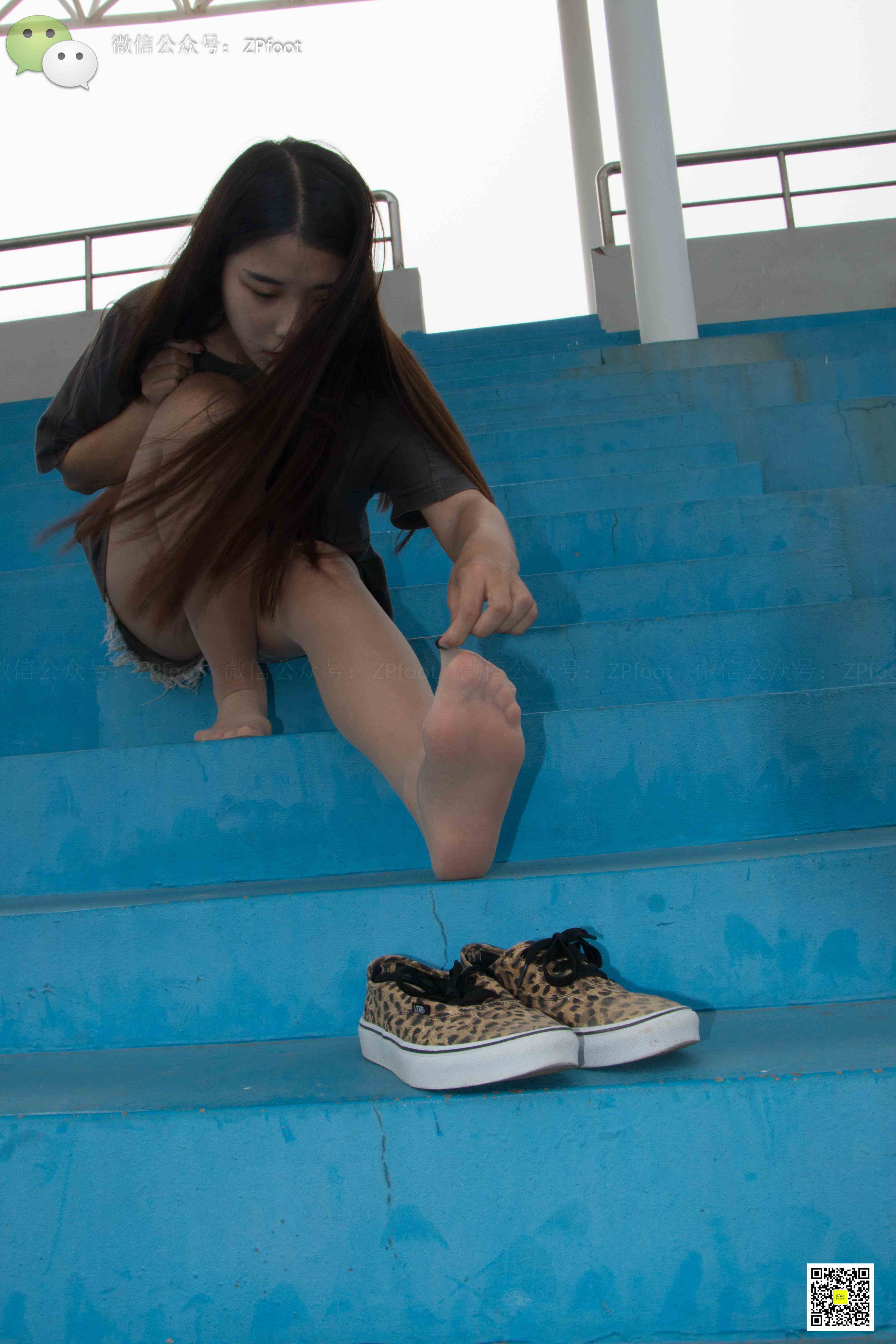 China Beauty Legs and feet 1134