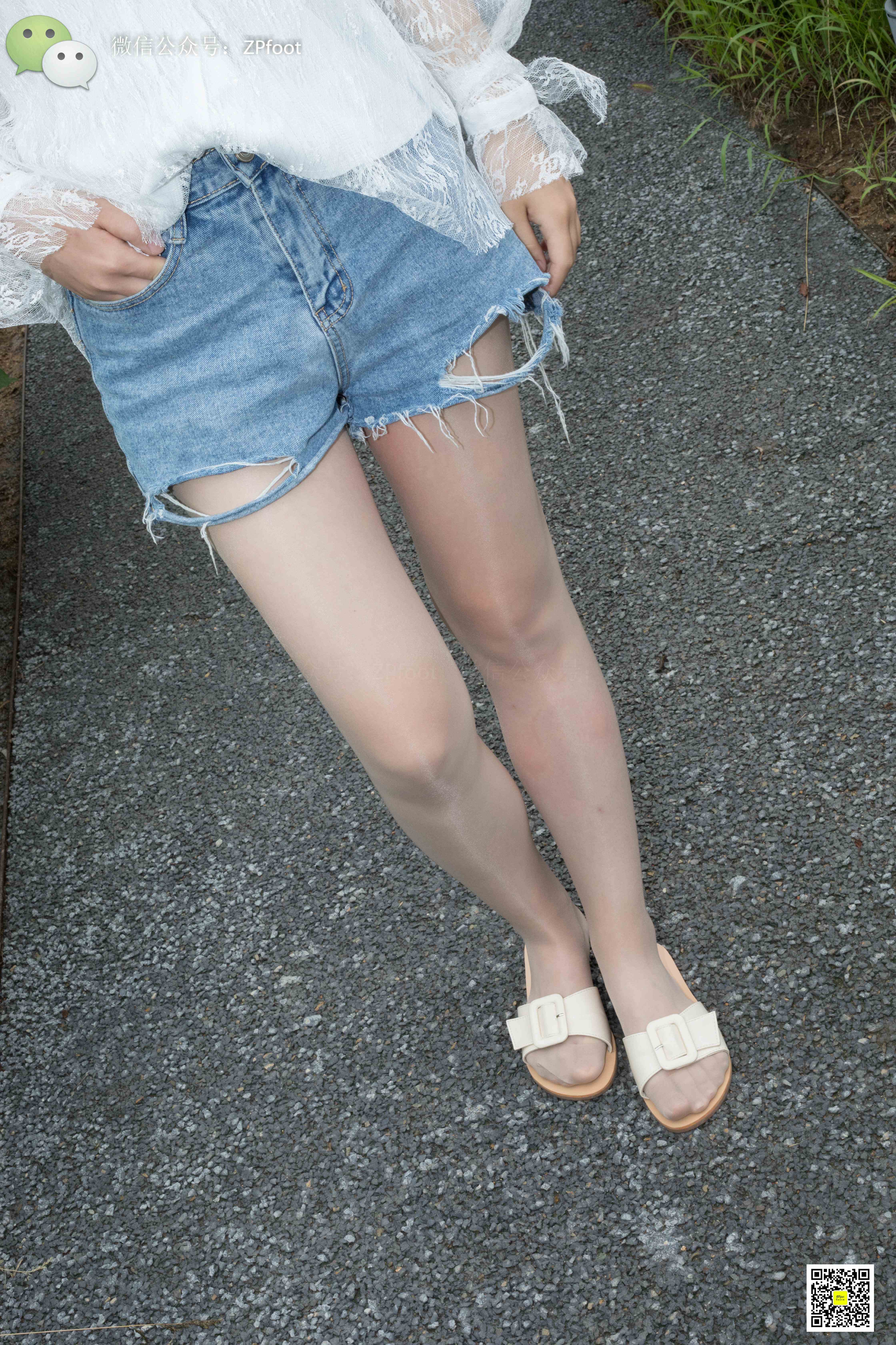 China Beauty Legs and feet 1135