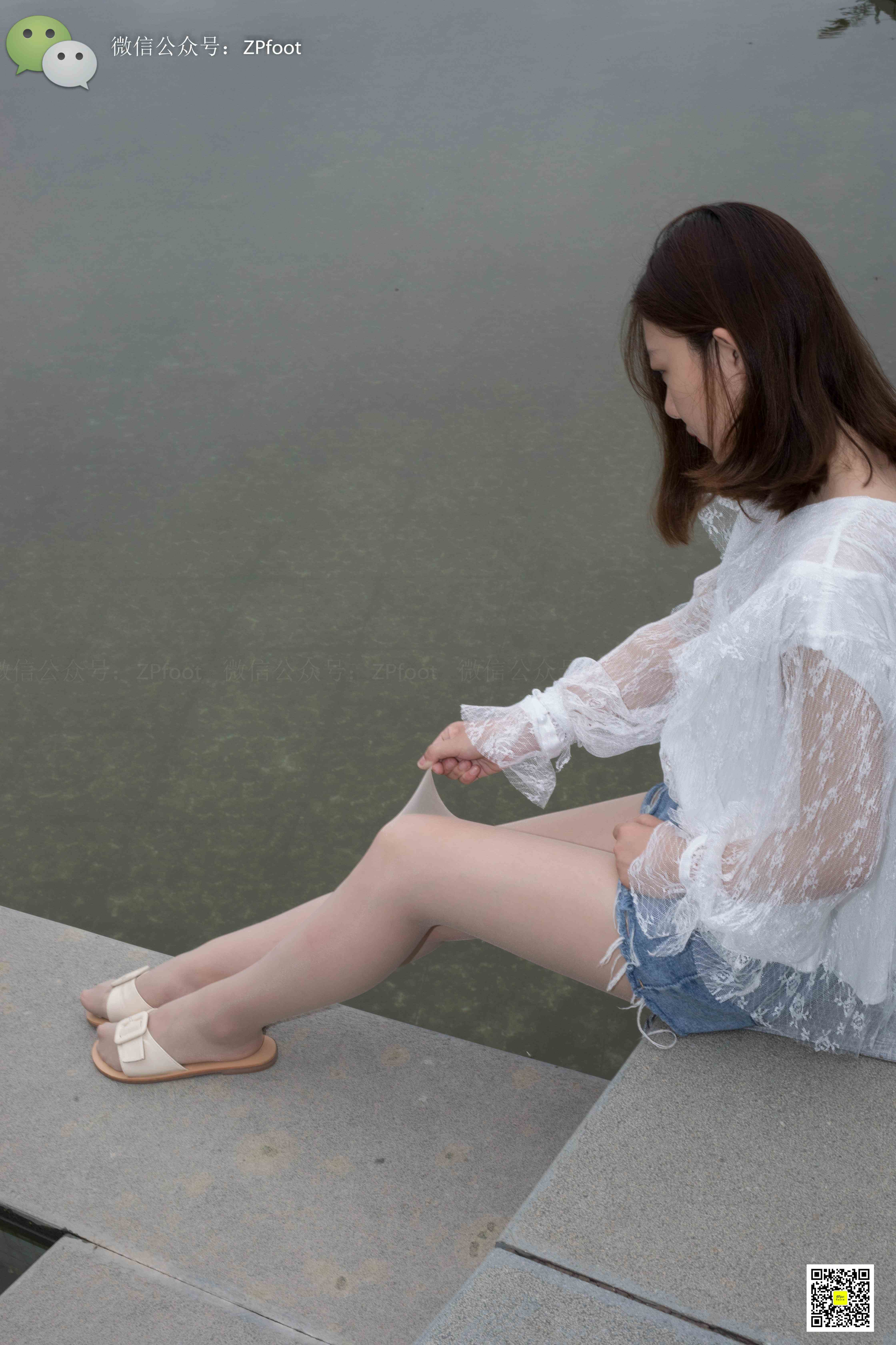 China Beauty Legs and feet 1135