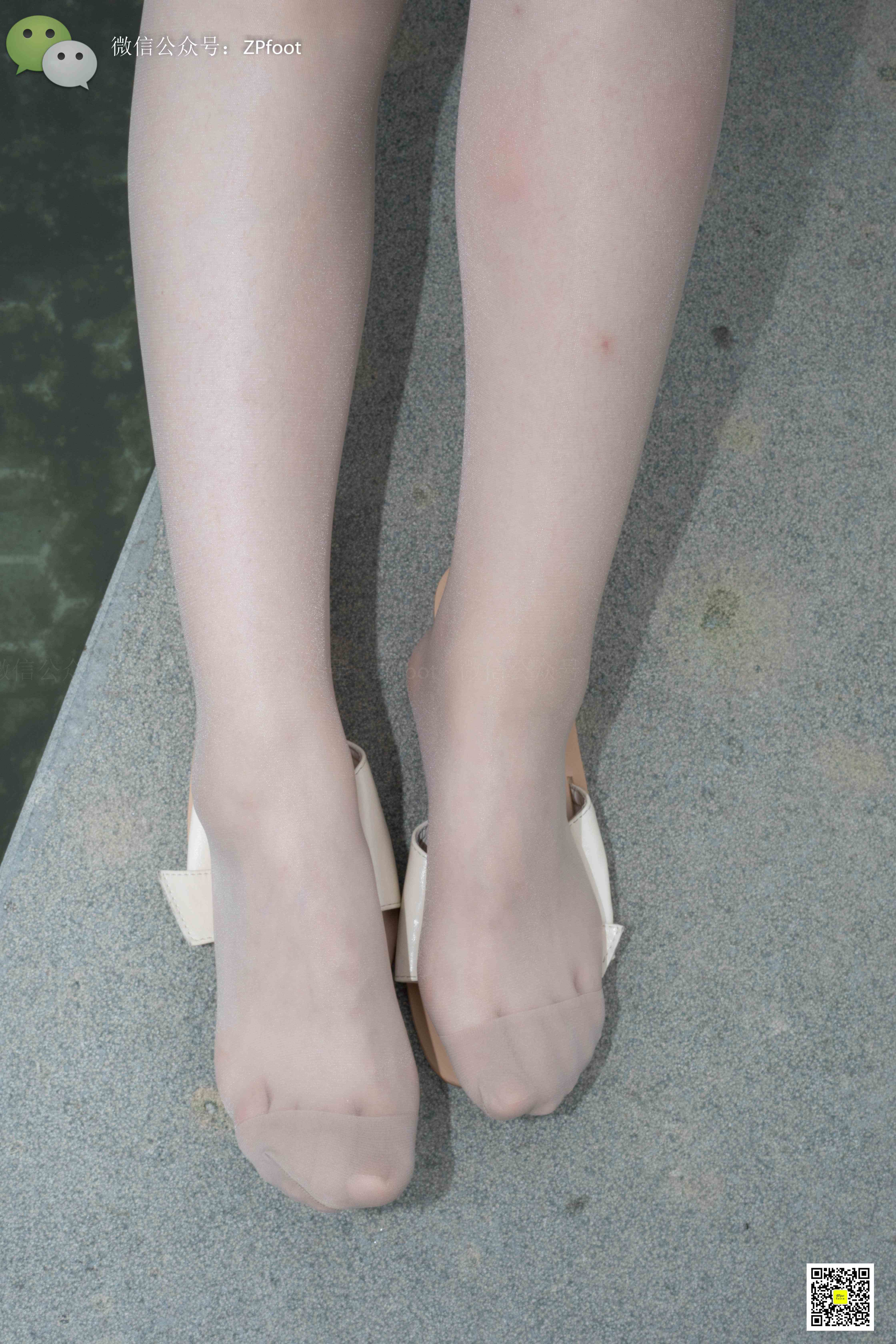 China Beauty Legs and feet 1135