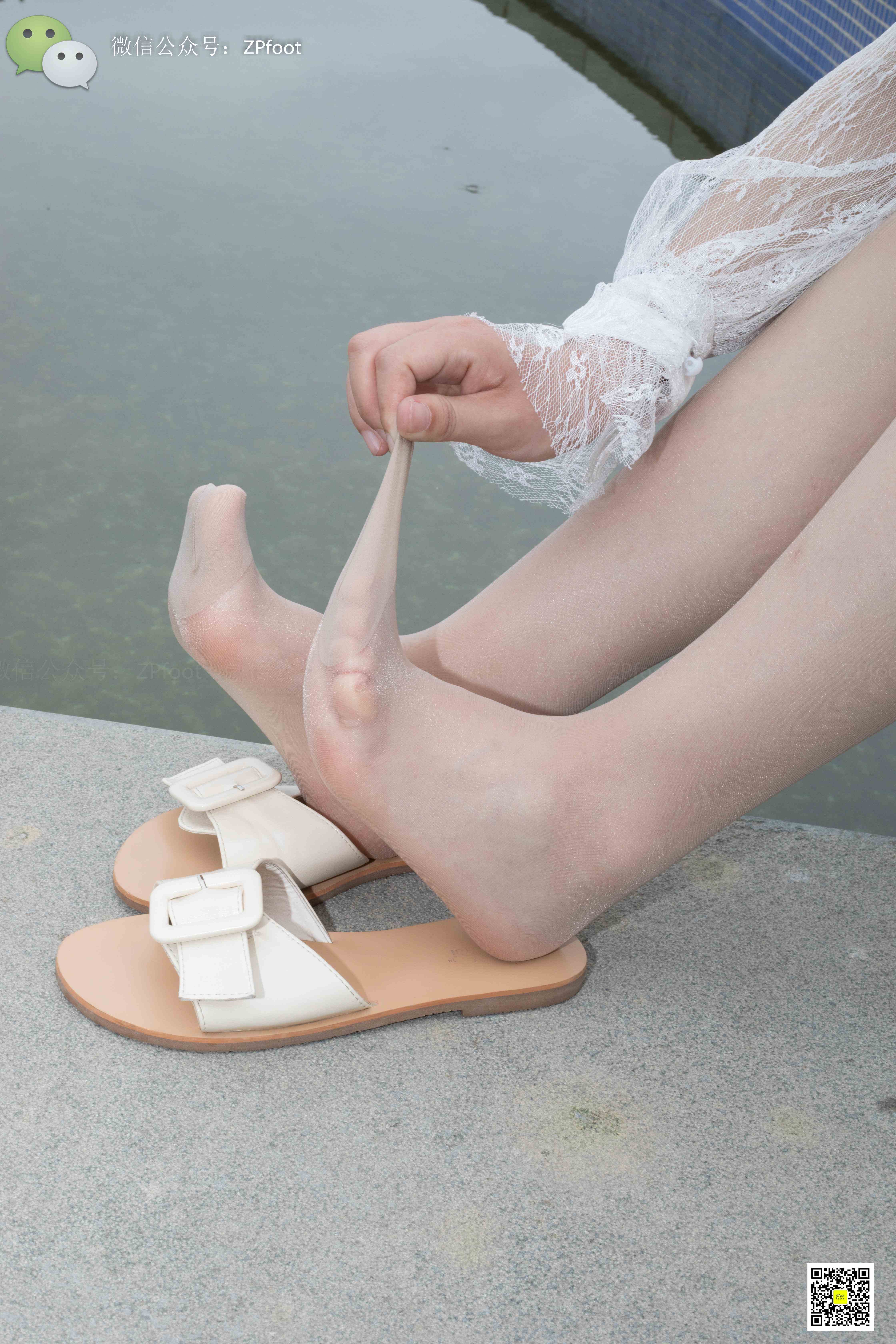 China Beauty Legs and feet 1135