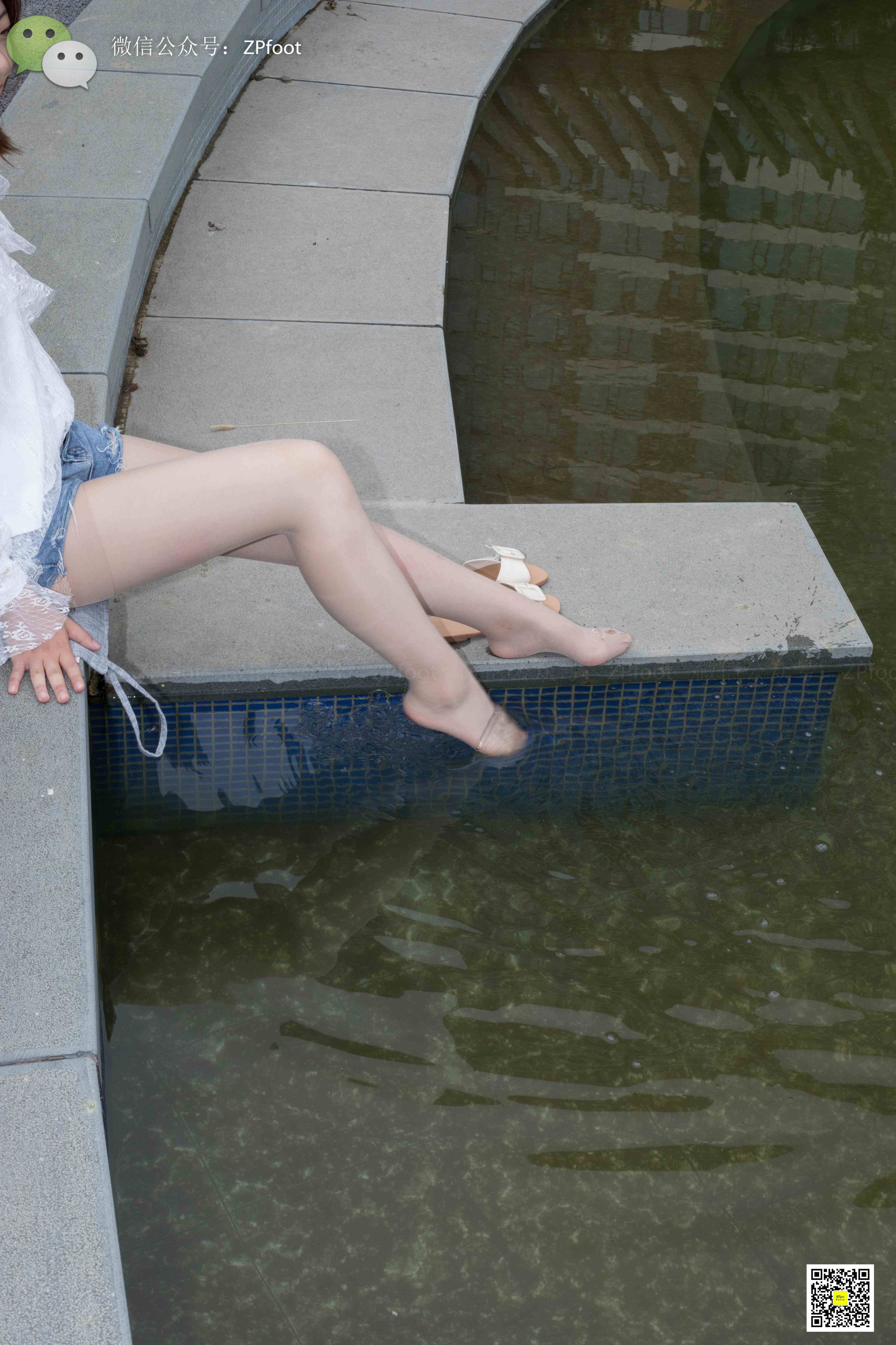 China Beauty Legs and feet 1135