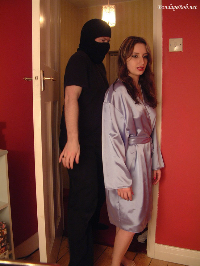 Tied Sexy Beauties 407-1