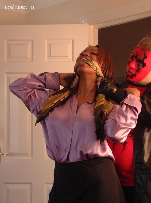 Tied Sexy Beauties 412-1