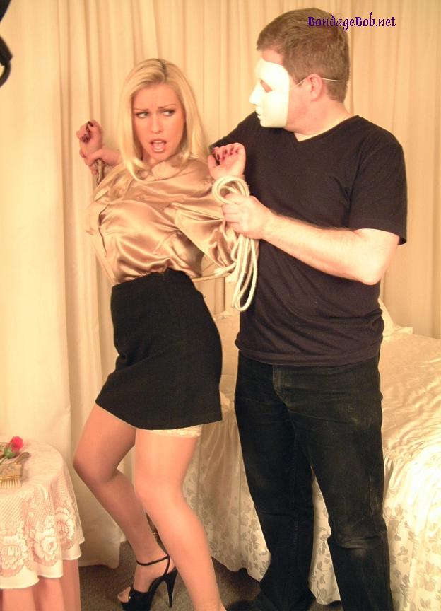 Tied Sexy Beauties 415