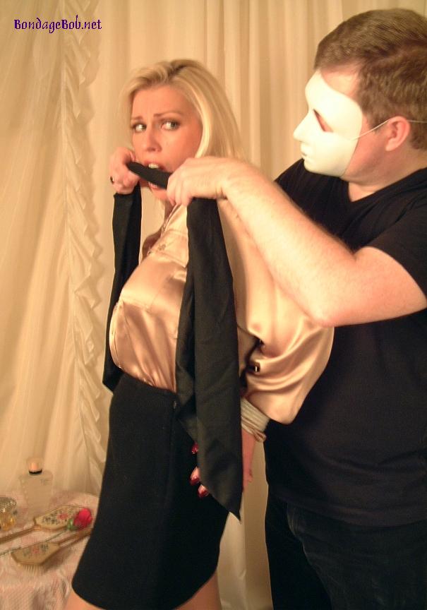 Tied Sexy Beauties 415