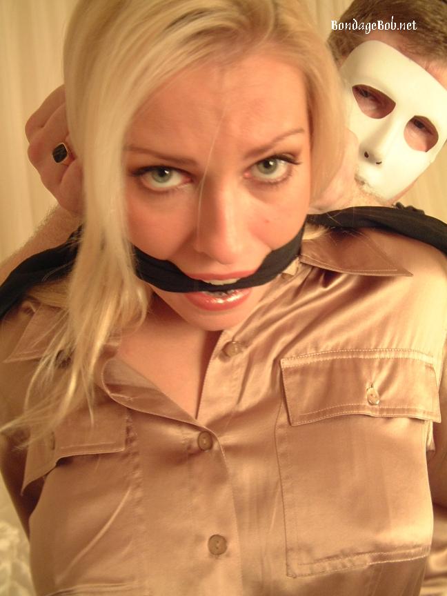 Tied Sexy Beauties 415