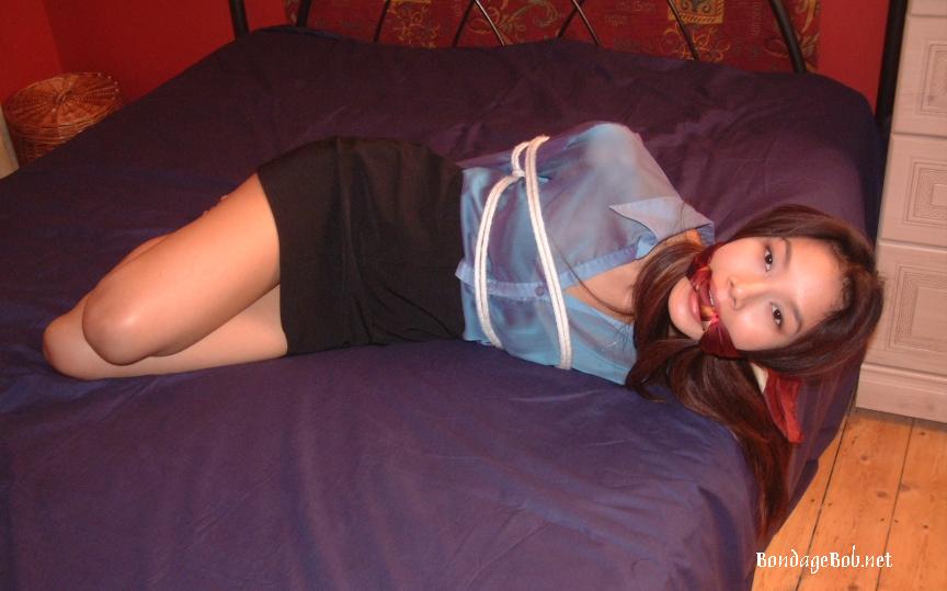 Tied Sexy Beauties 417