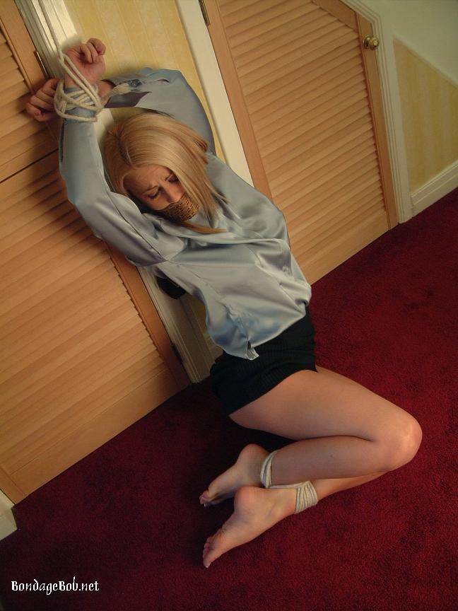 Tied Sexy Beauties 420