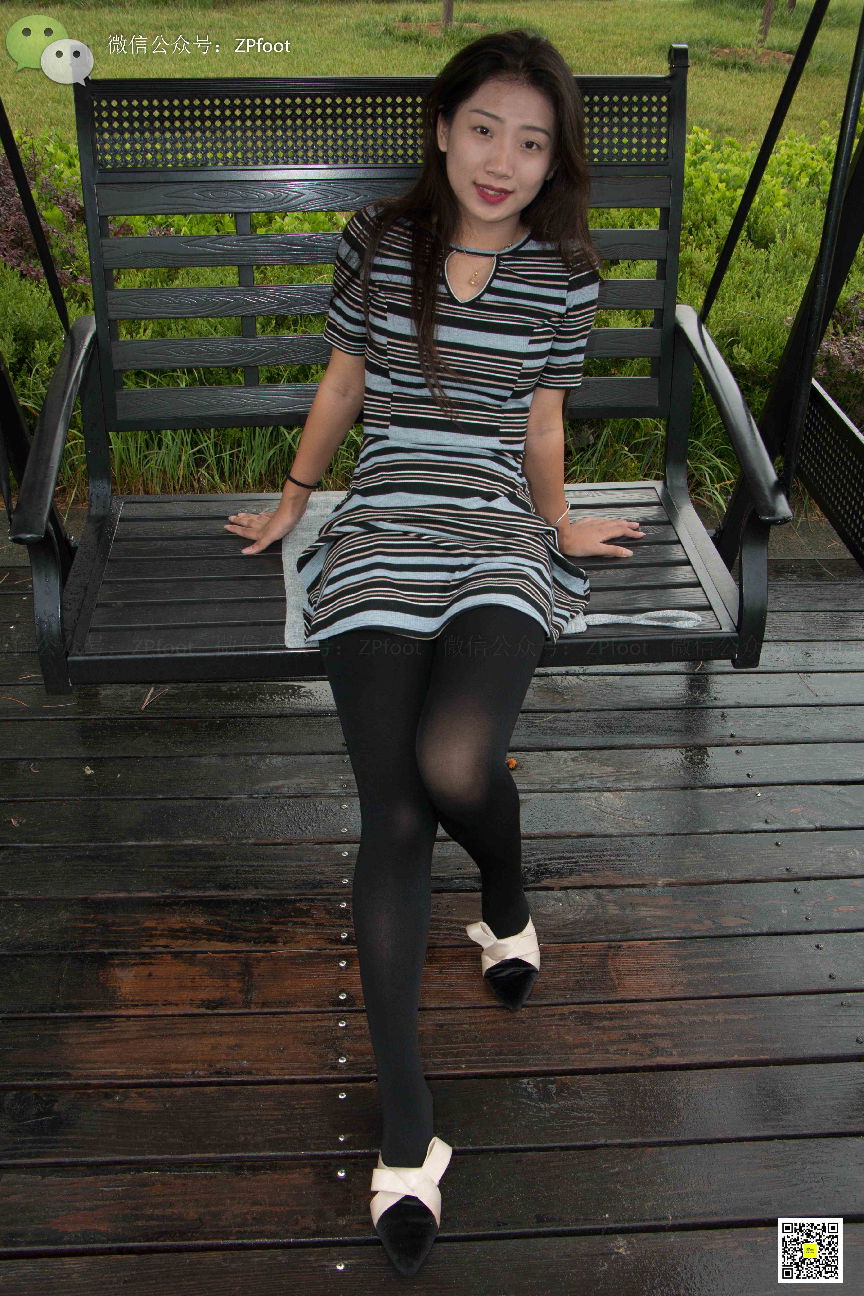 China Beauty Legs and feet 1136