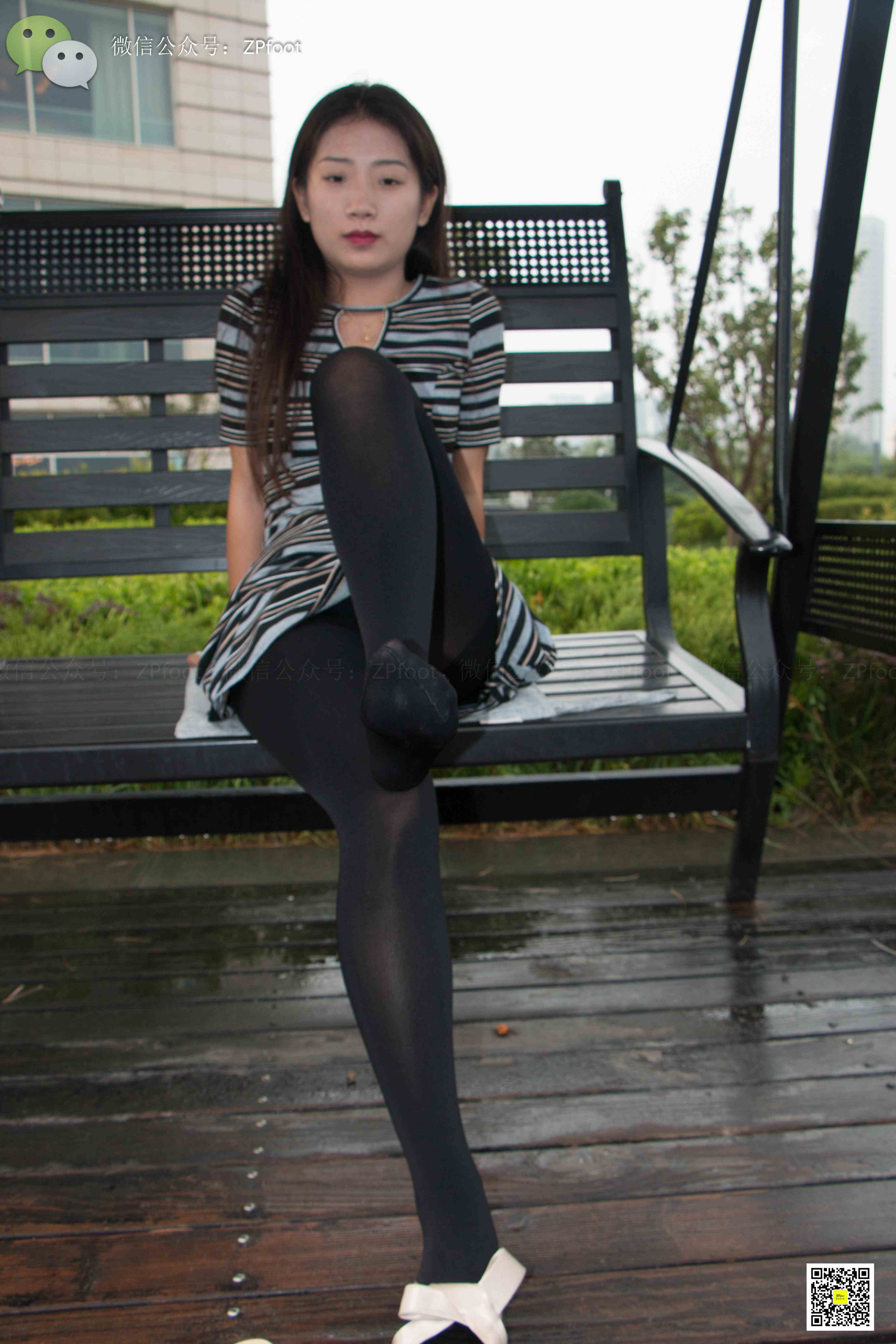 China Beauty Legs and feet 1136