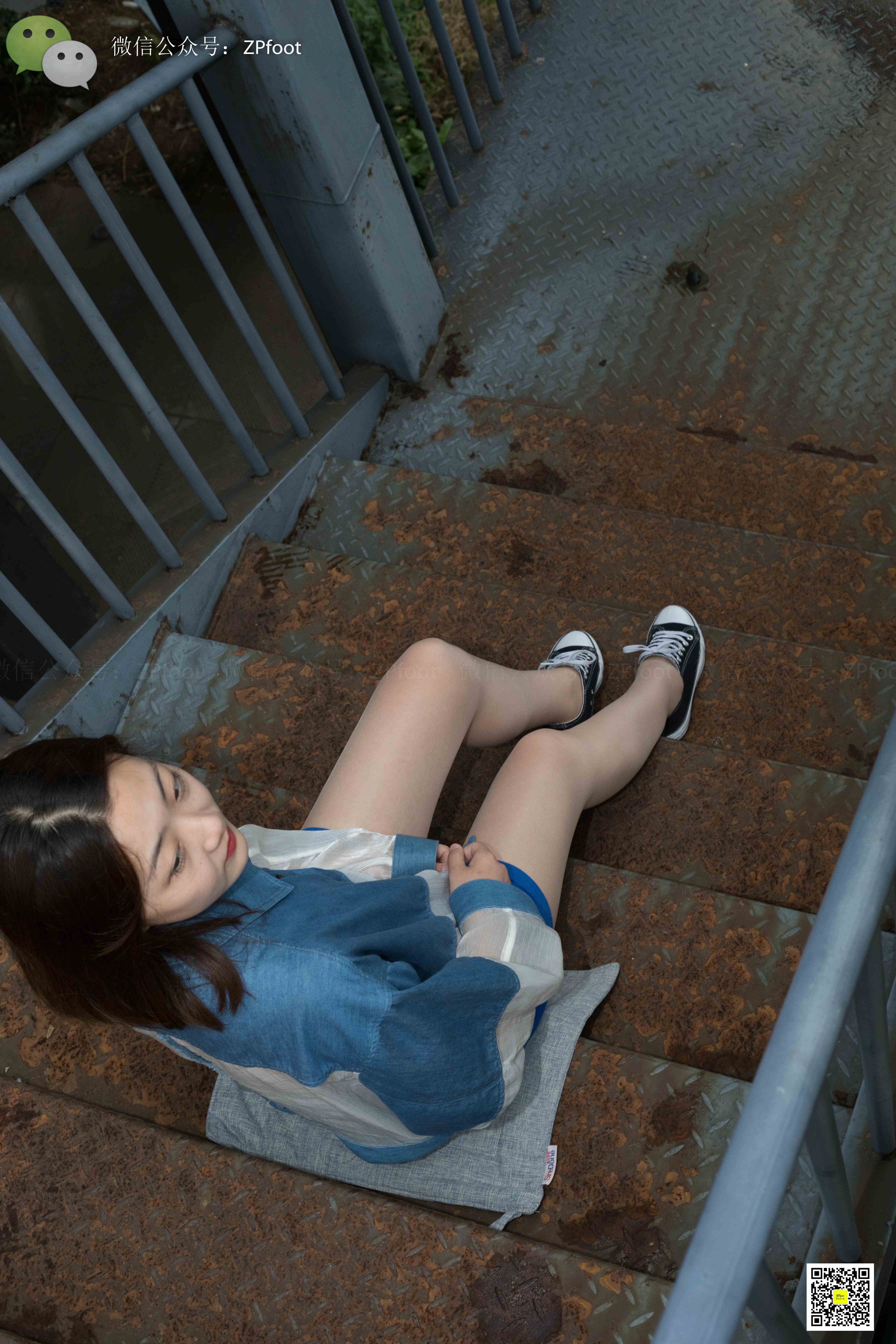 China Beauty Legs and feet 1137