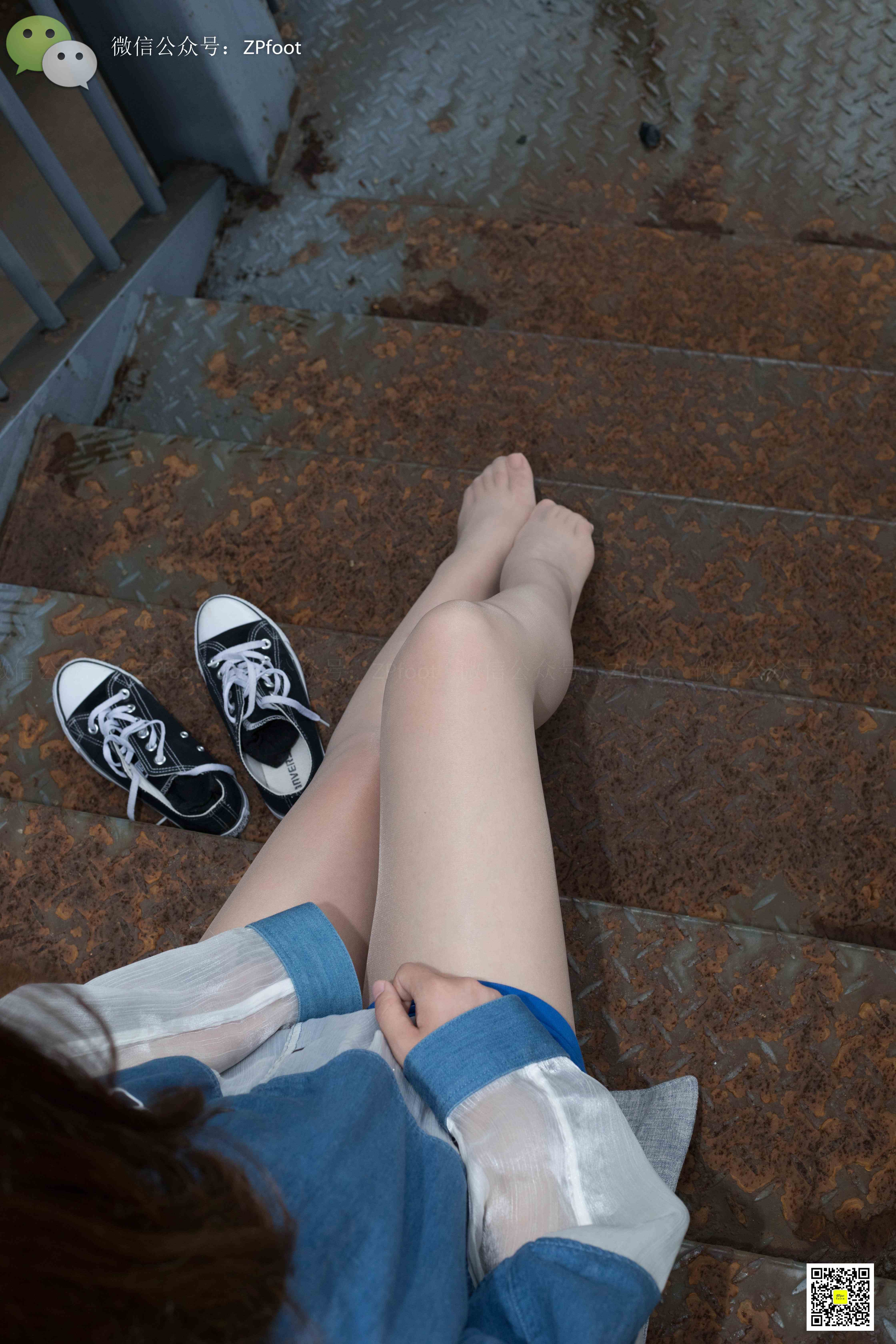 China Beauty Legs and feet 1137