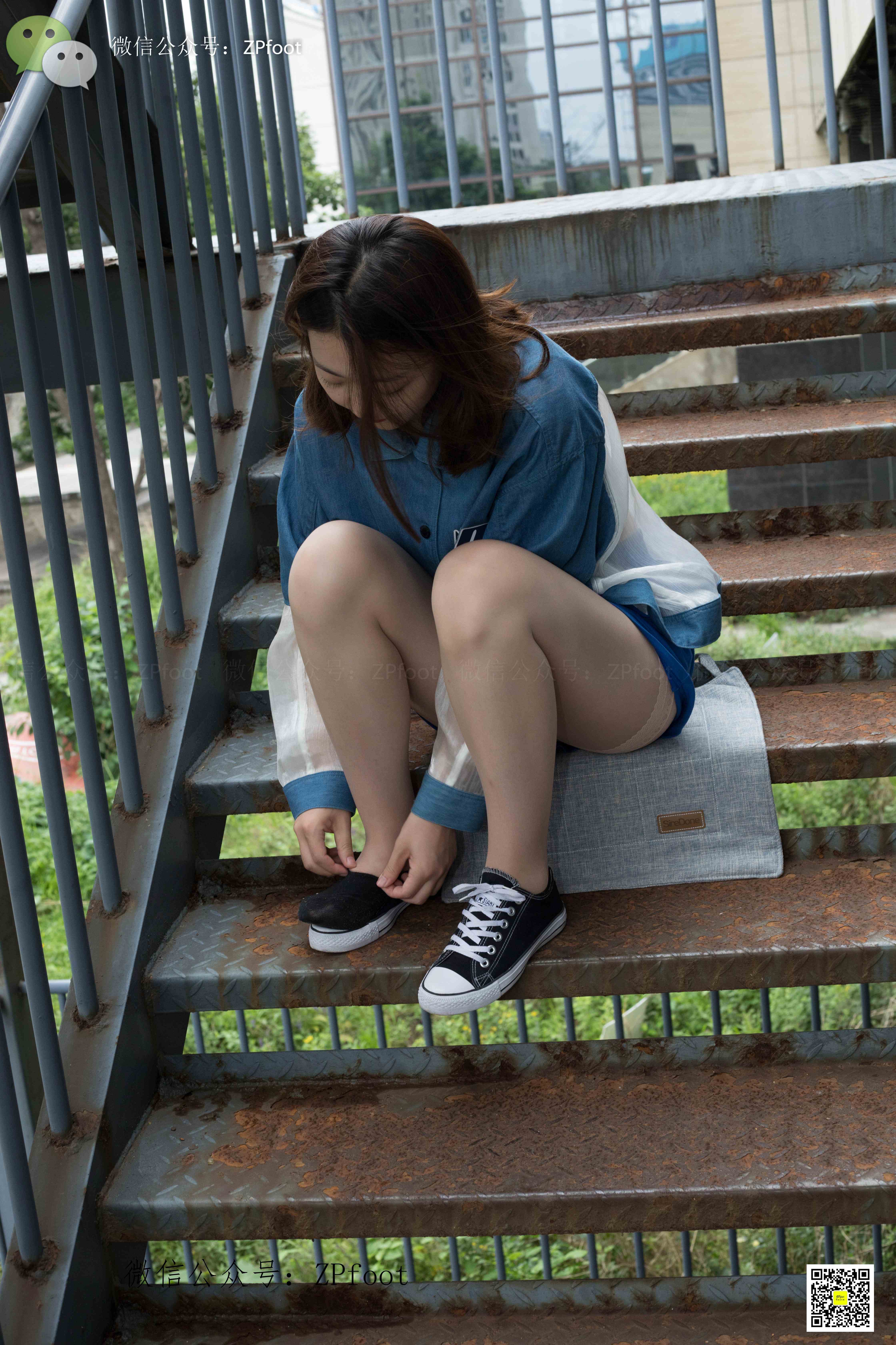 China Beauty Legs and feet 1137