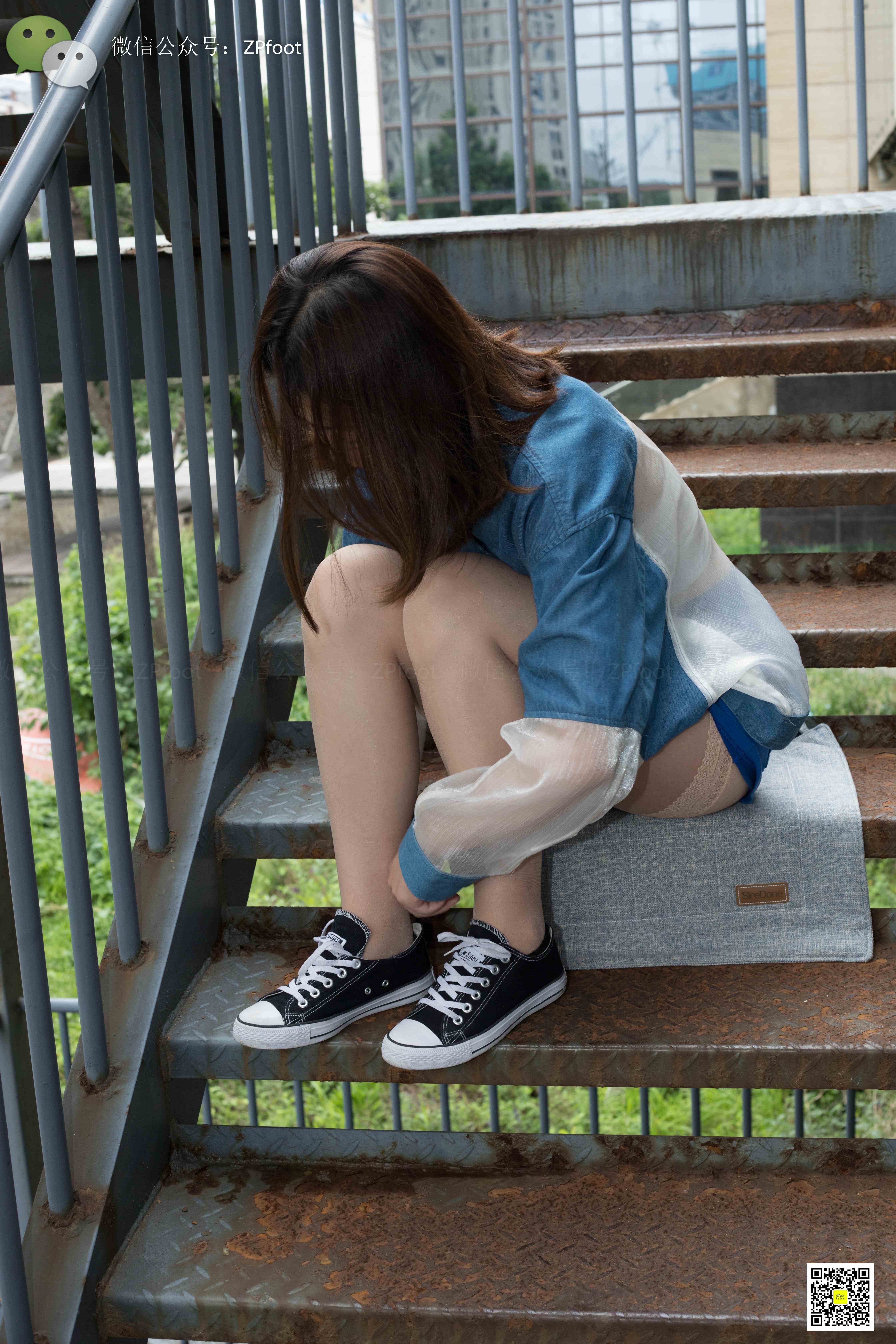 China Beauty Legs and feet 1137