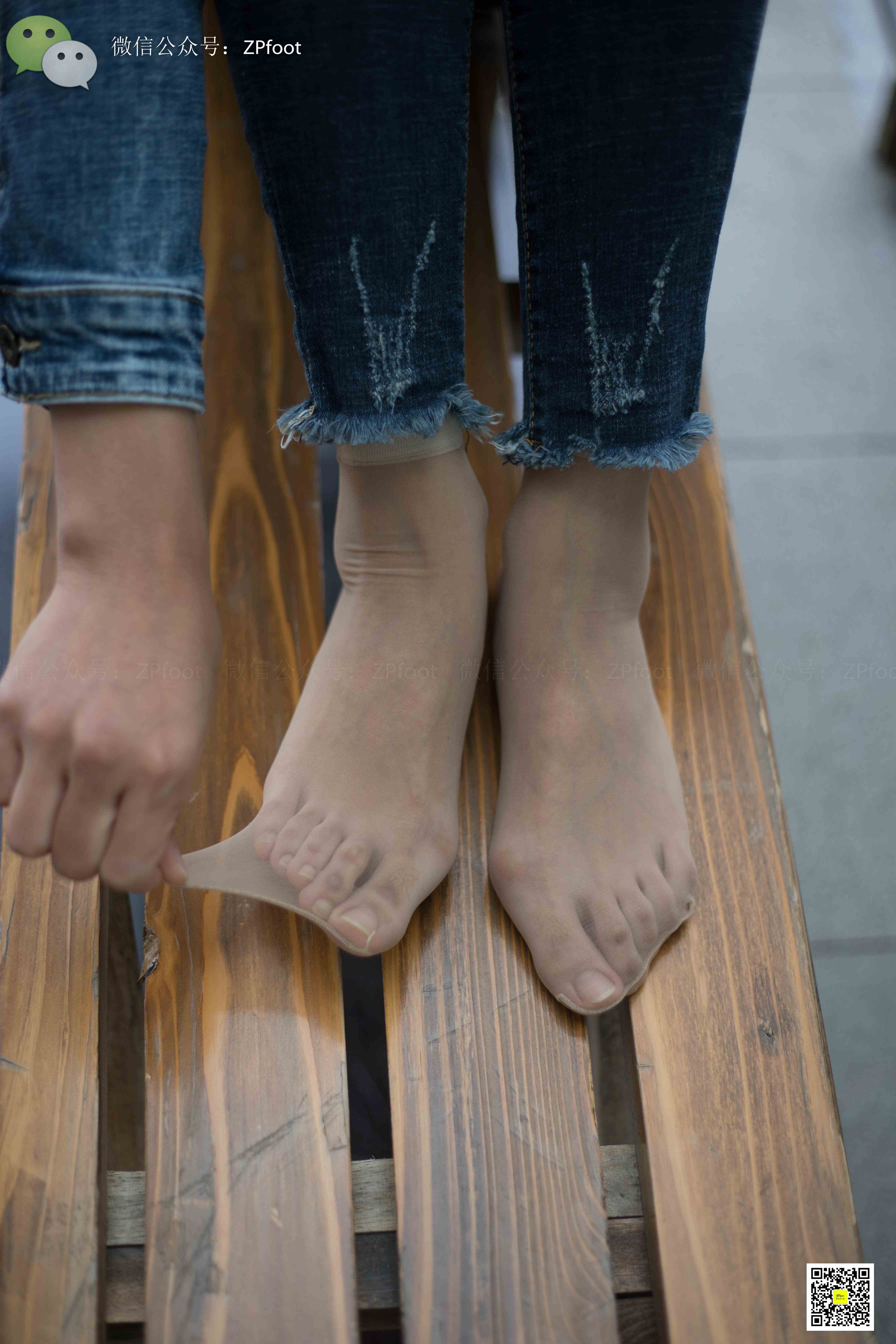 China Beauty Legs and feet 1140