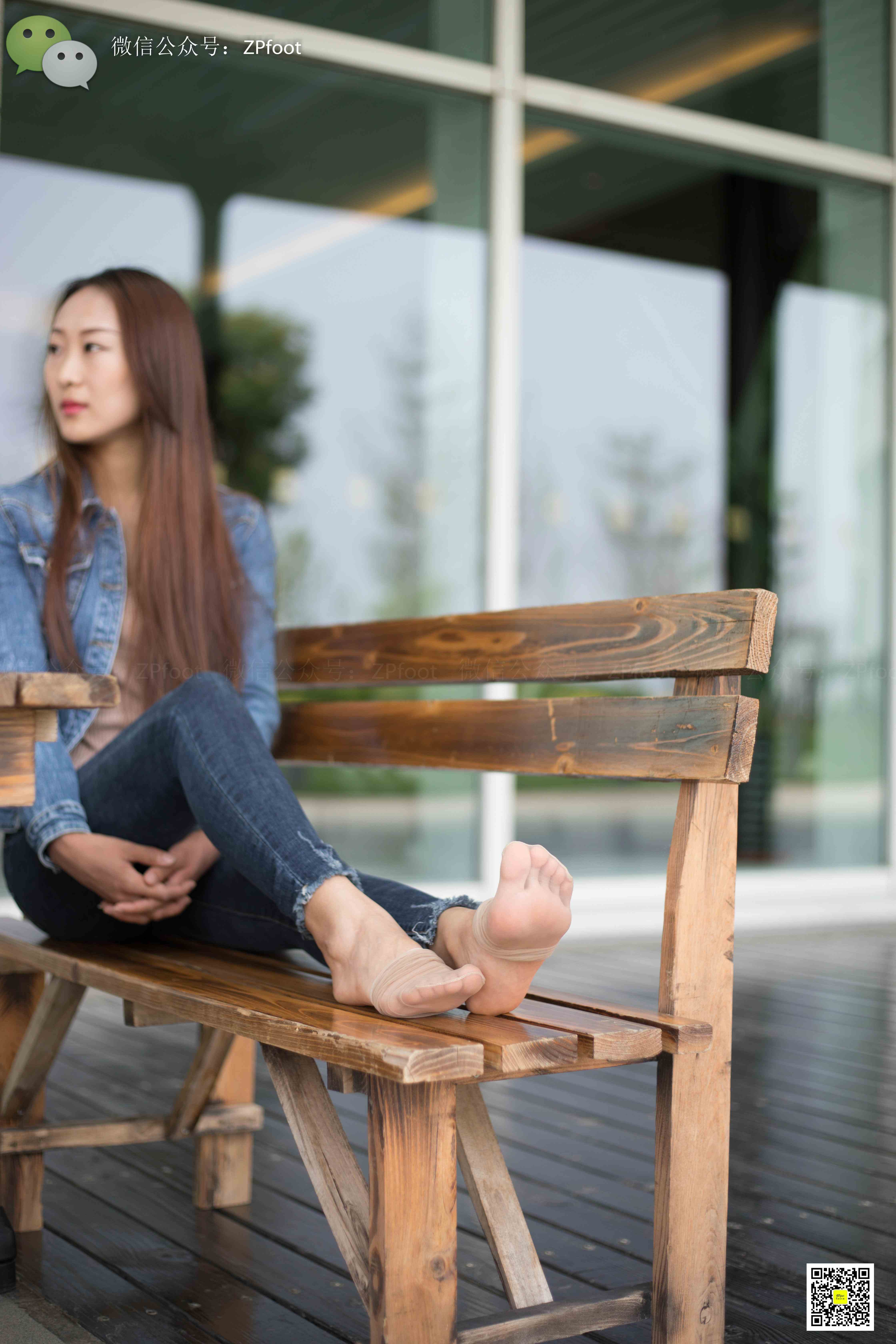 China Beauty Legs and feet 1140