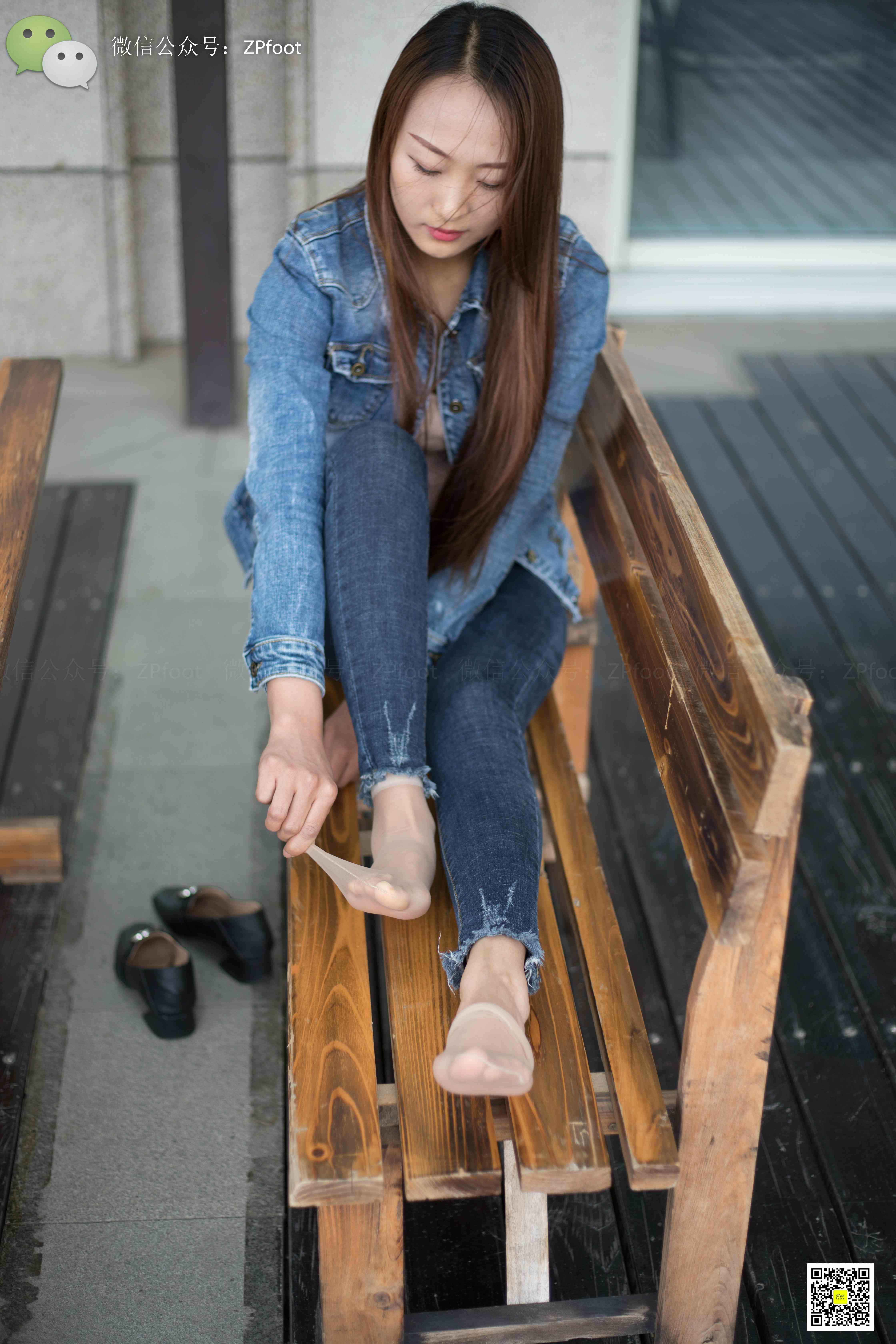 China Beauty Legs and feet 1140