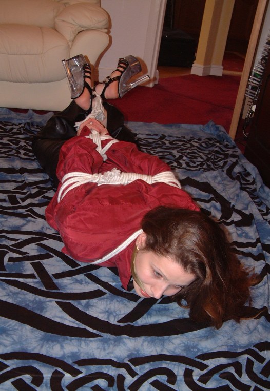 Tied Sexy Beauties 426