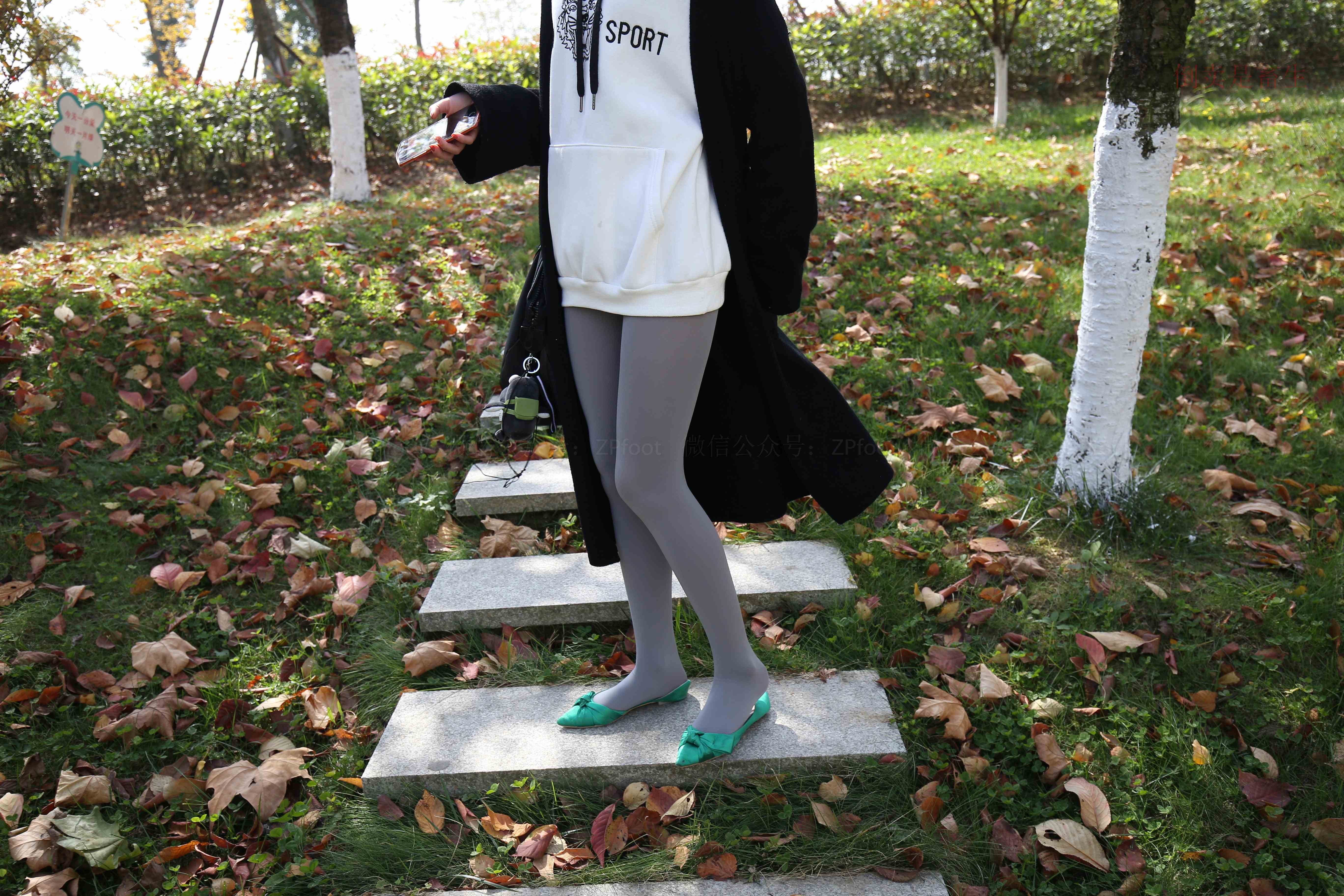 China Beauty Legs and feet 1143