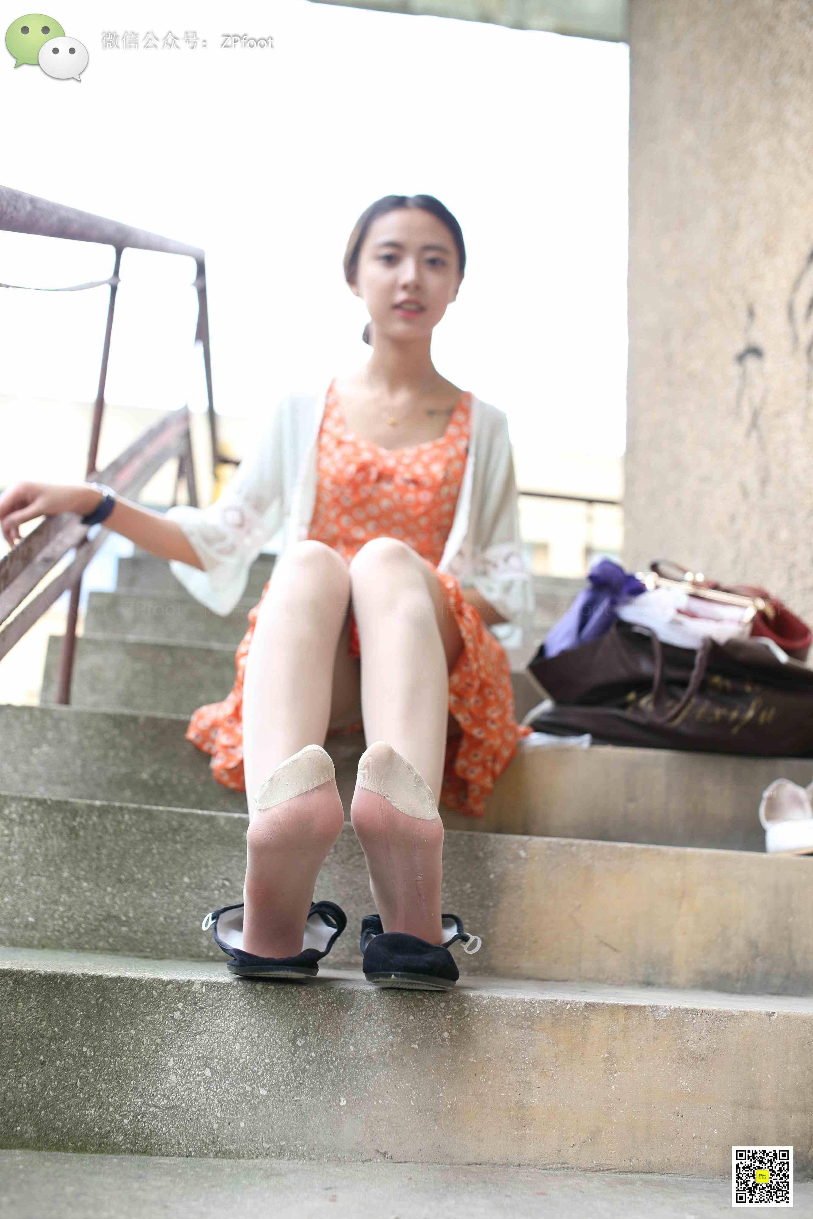 China Beauty Legs and feet 1144