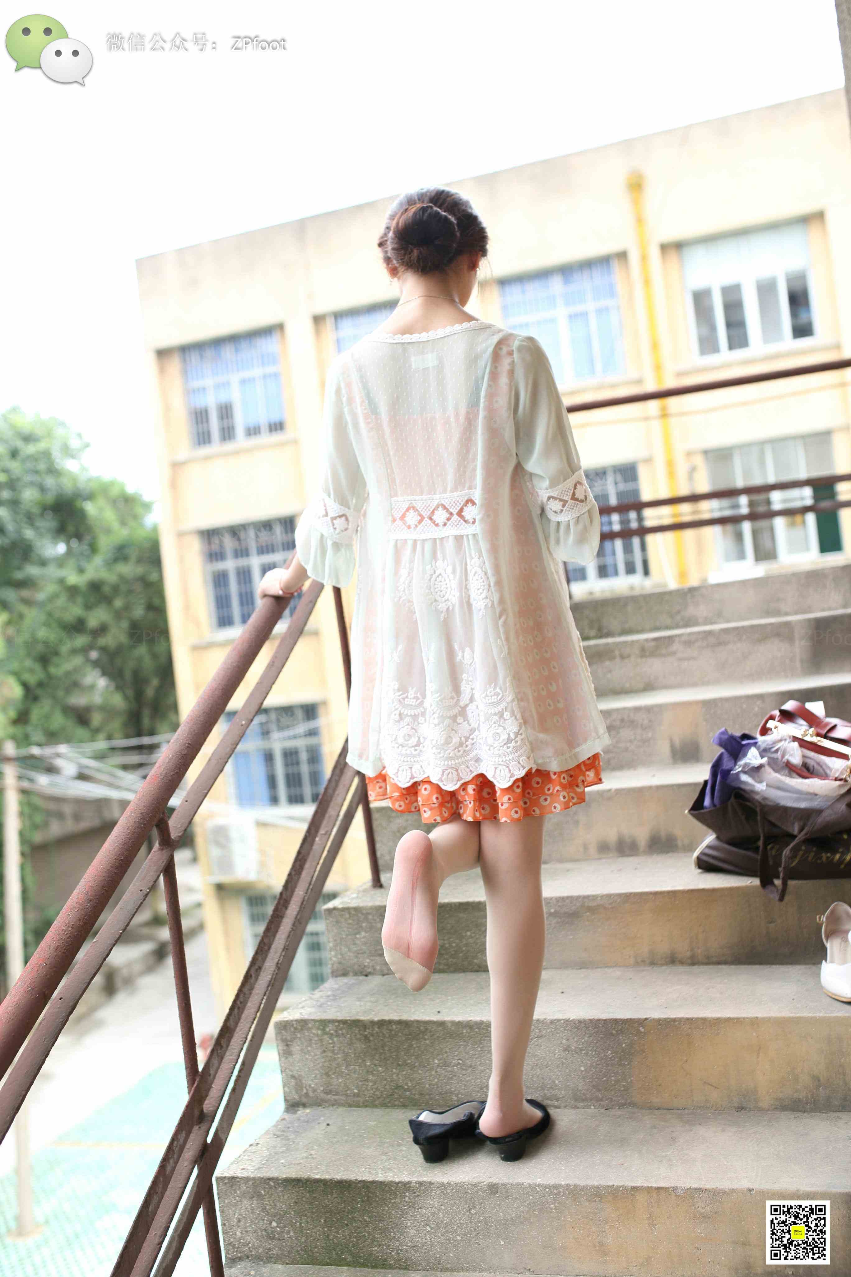 China Beauty Legs and feet 1144