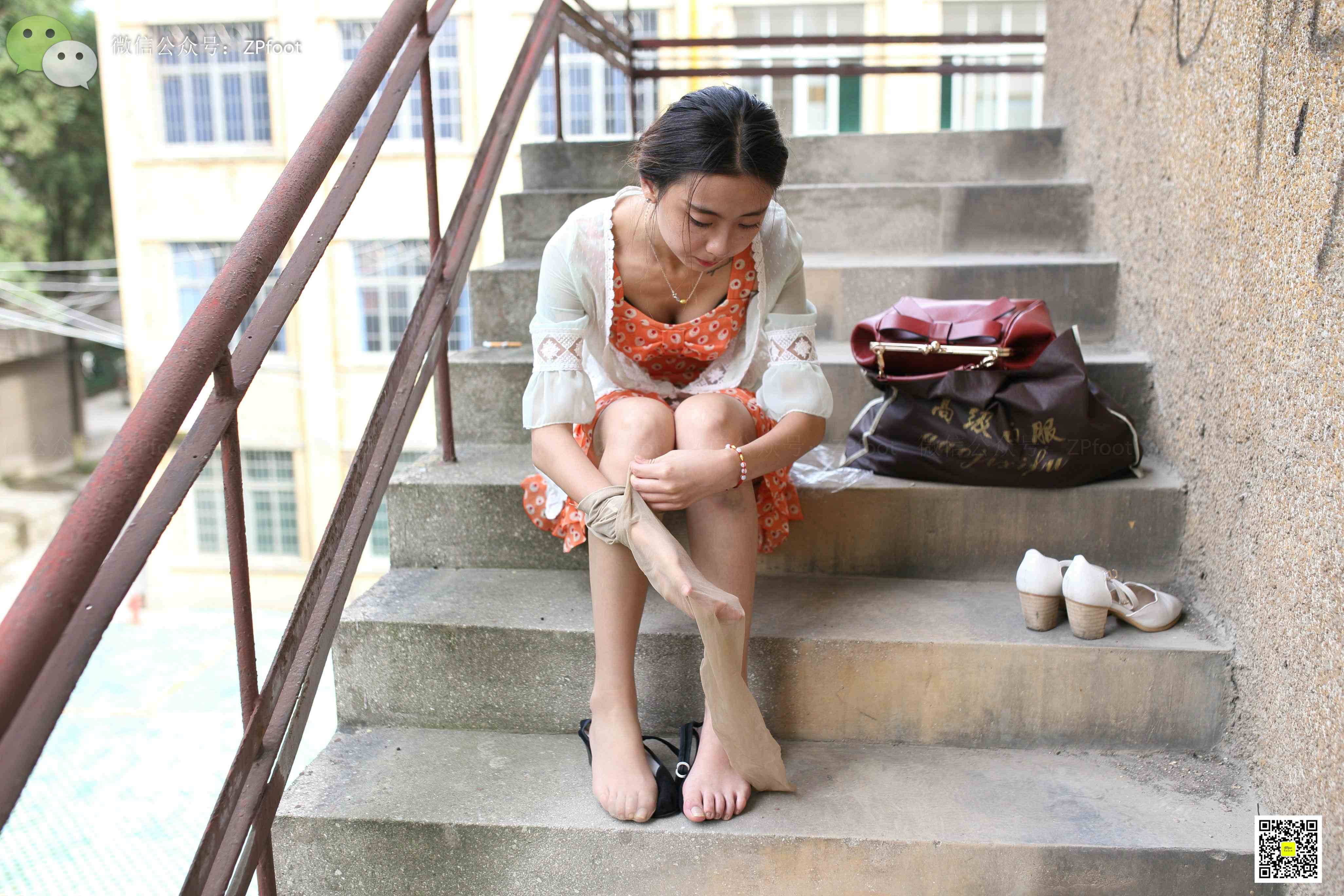 China Beauty Legs and feet 1144