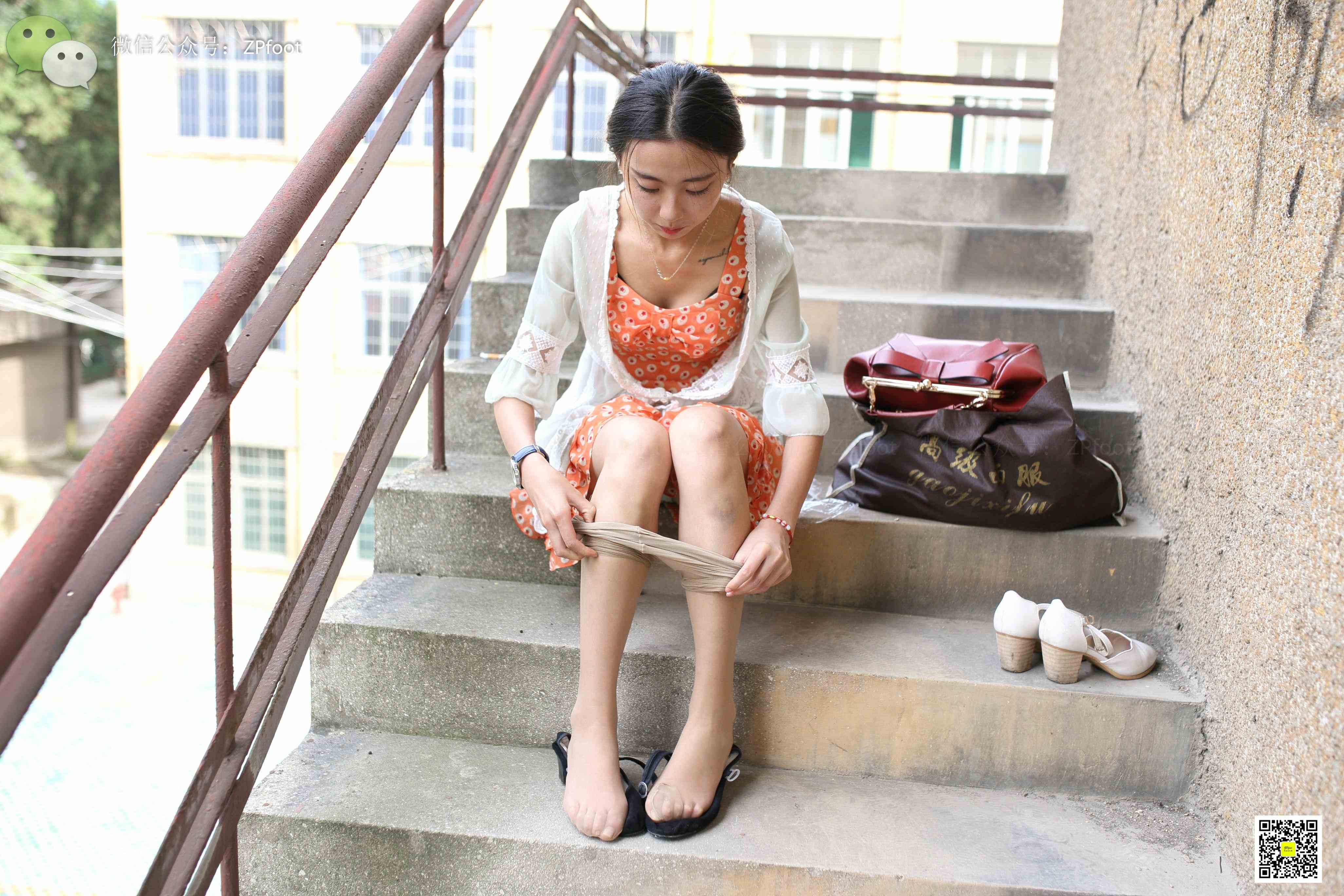 China Beauty Legs and feet 1144