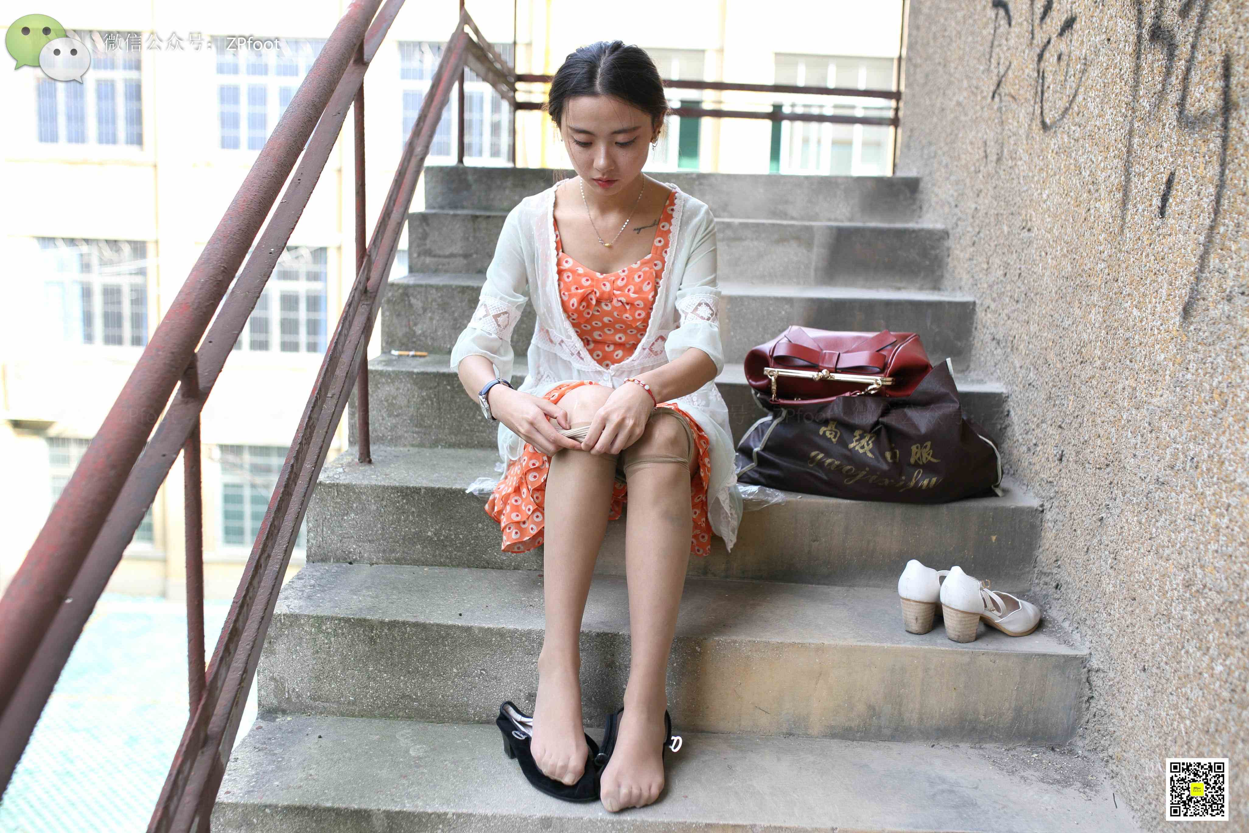 China Beauty Legs and feet 1144