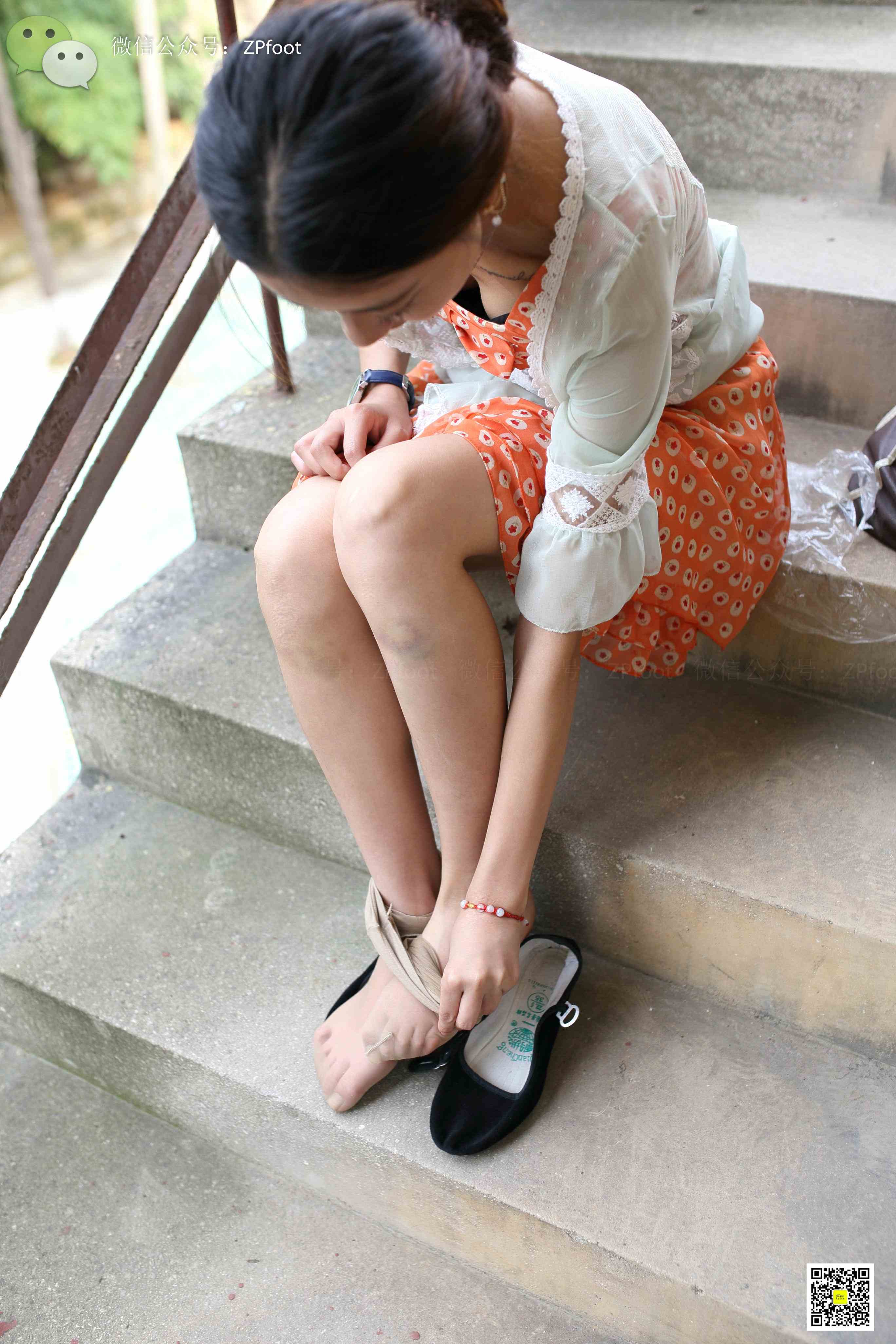 China Beauty Legs and feet 1144