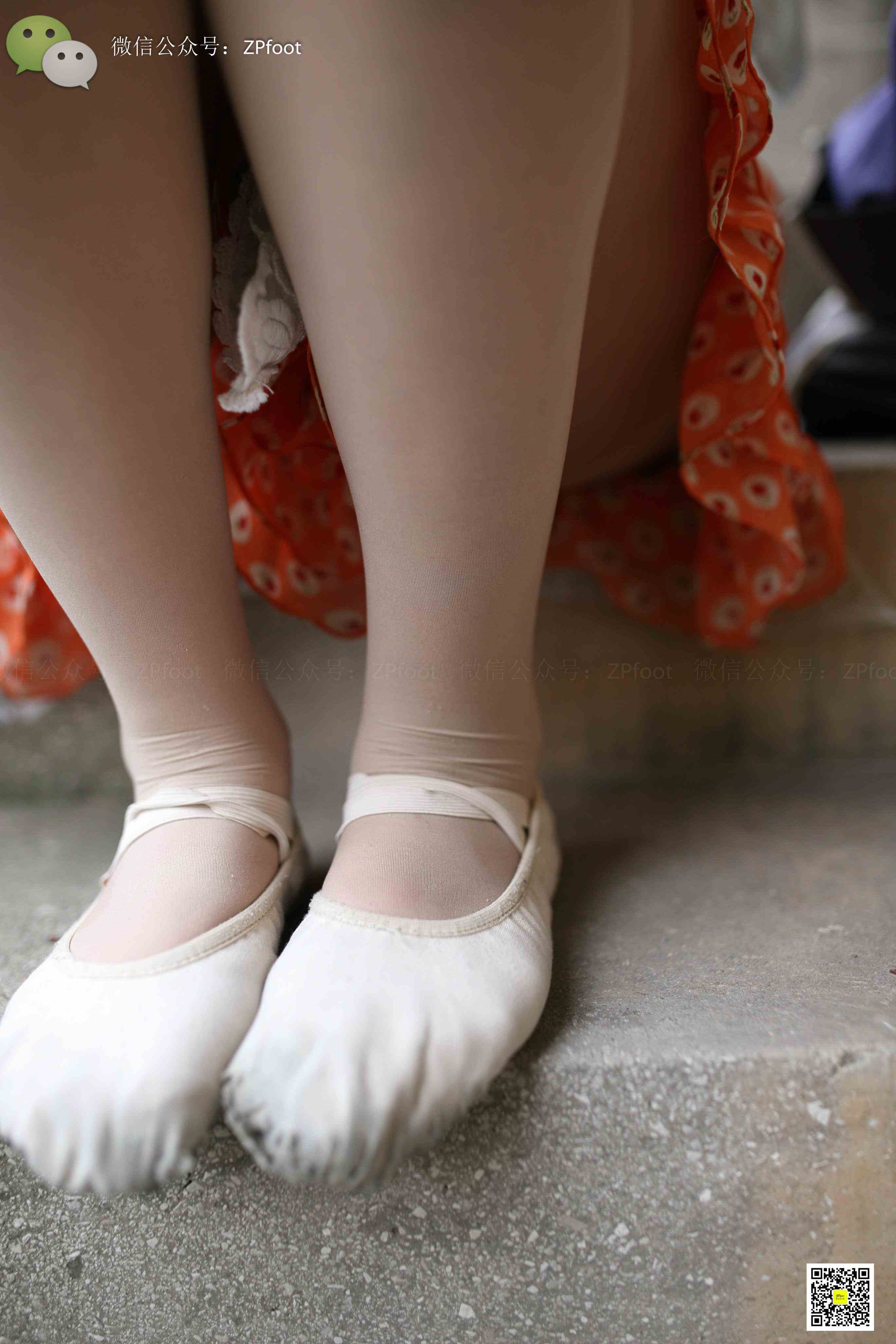 China Beauty Legs and feet 1144