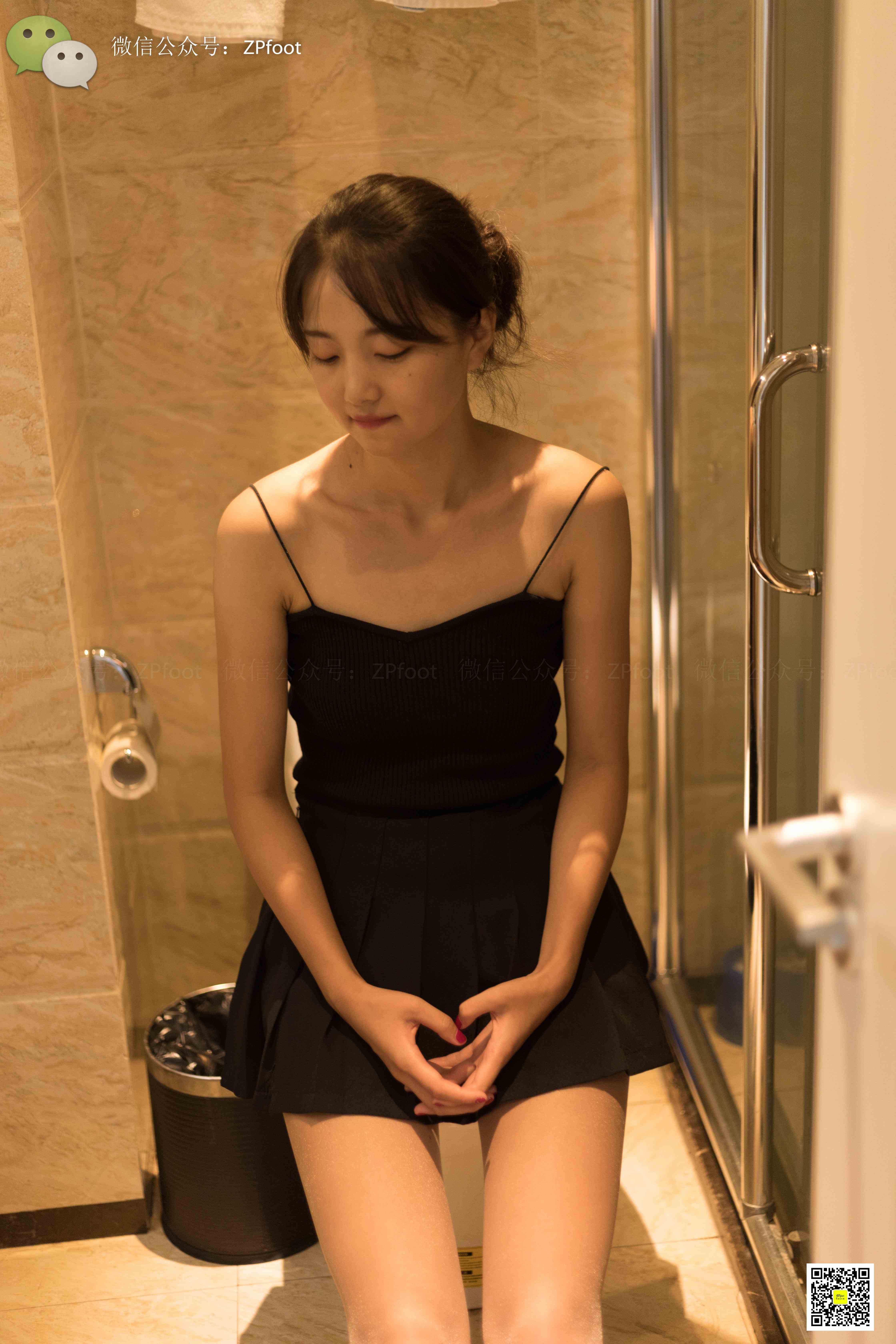 China Beauty Legs and feet 1145