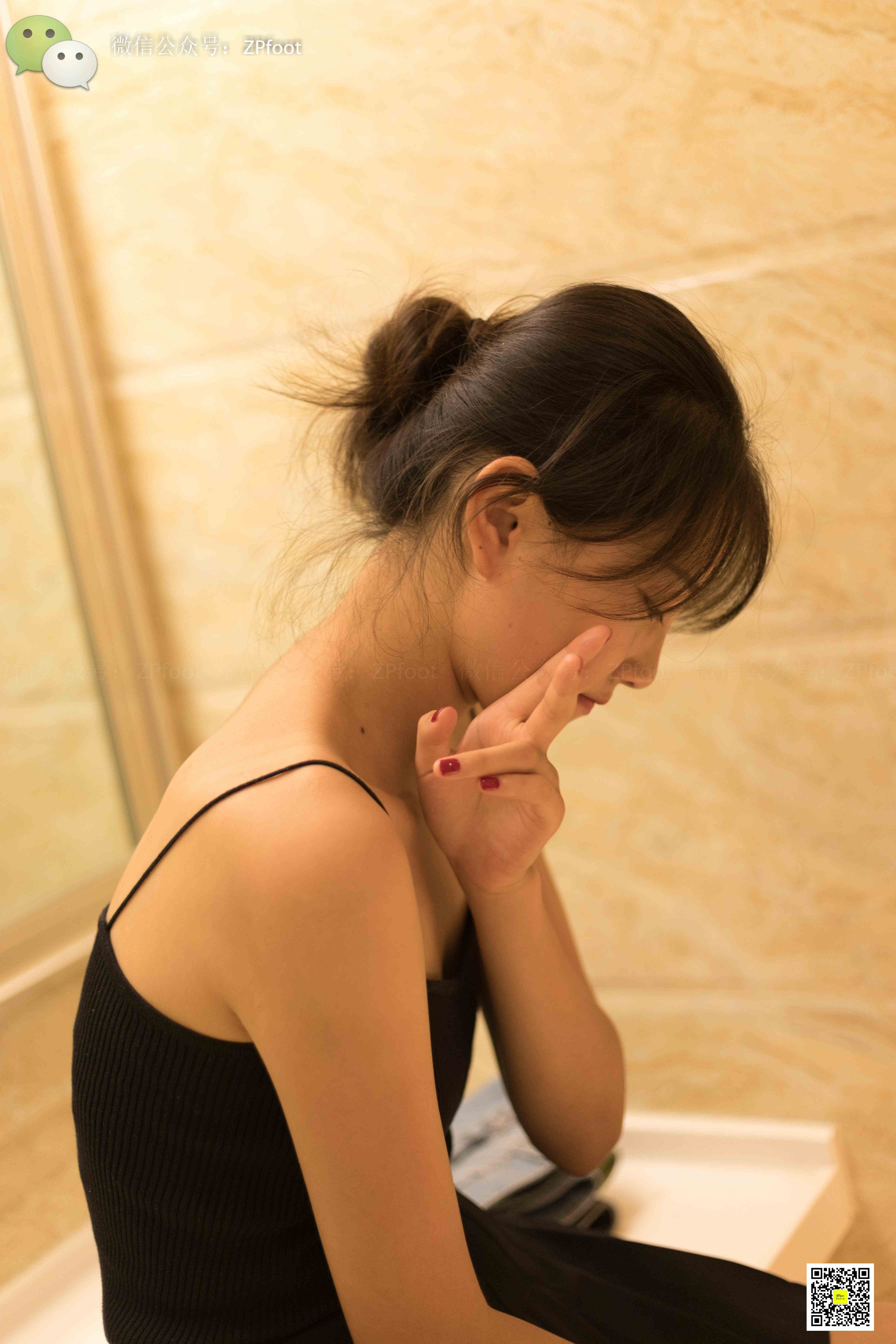 China Beauty Legs and feet 1145